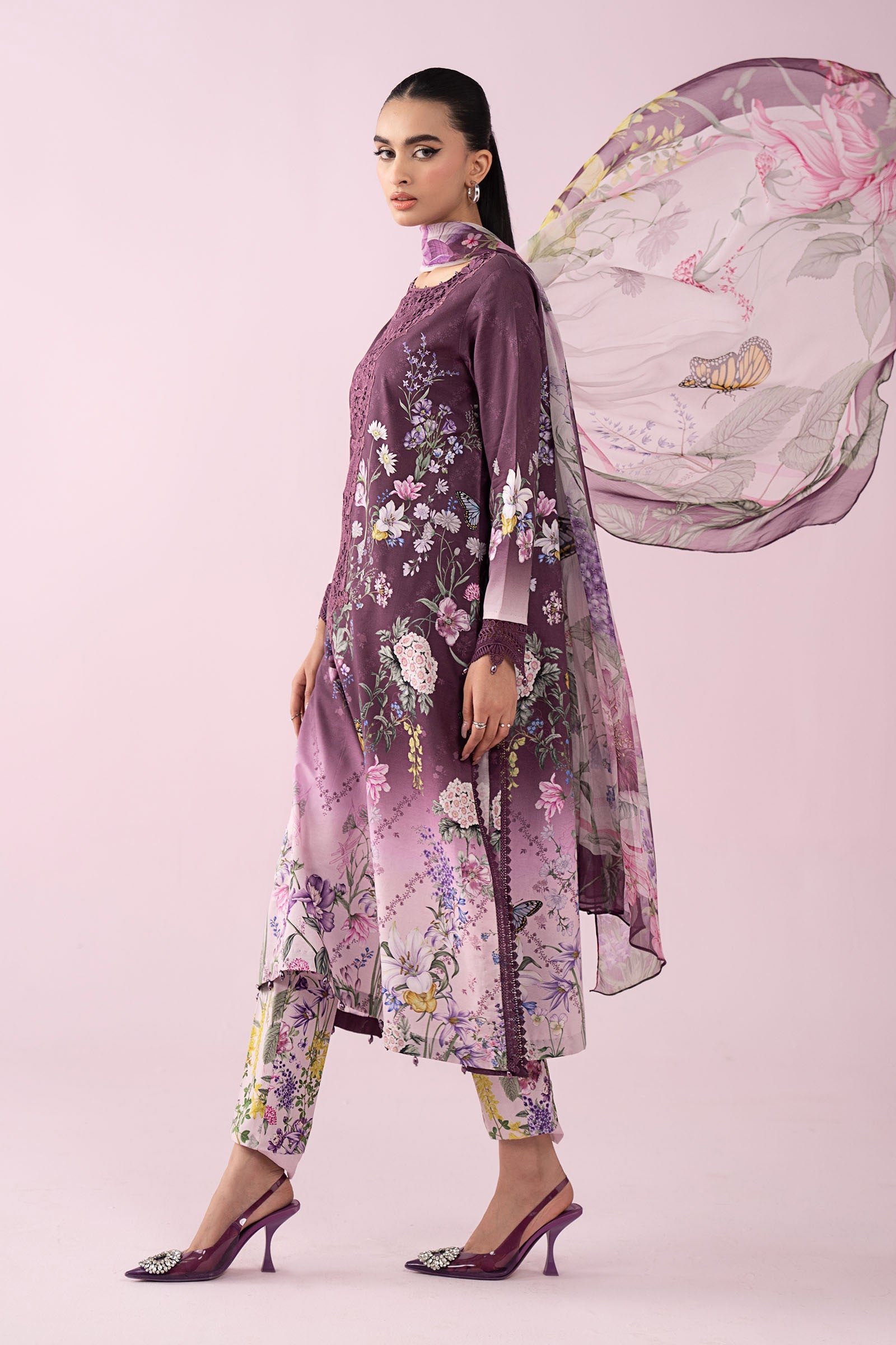 3 Piece Embroidered Lawn Suit