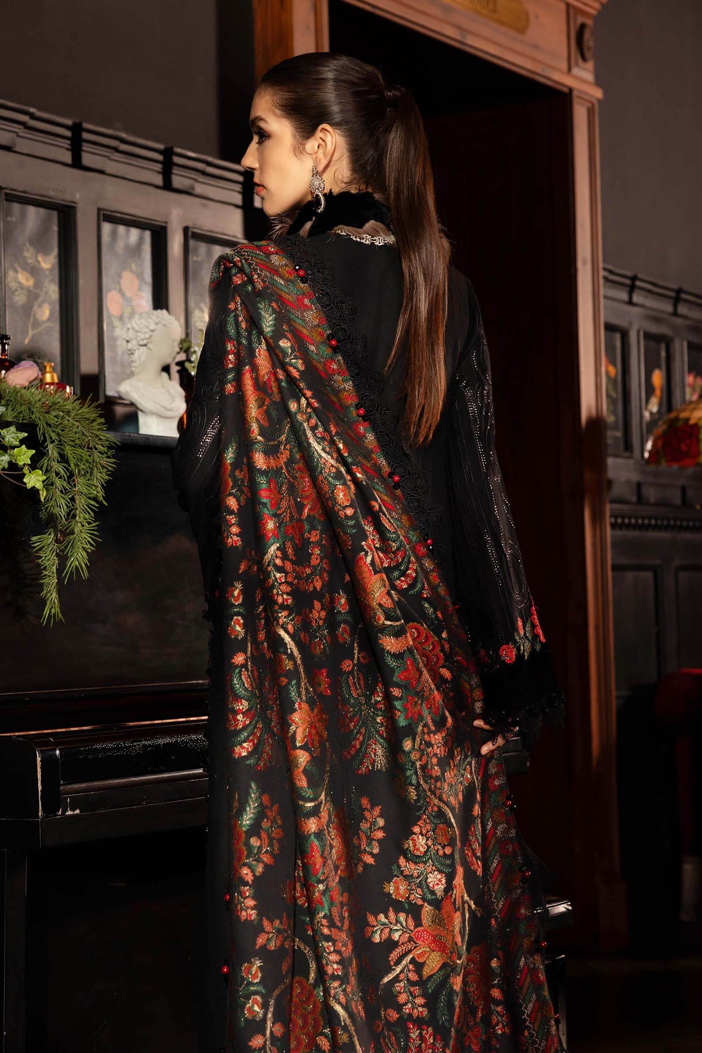 3 Piece Unstitched Embroidered Linen Suit