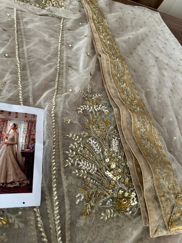 Faiza Saqlain – Anamta Style
