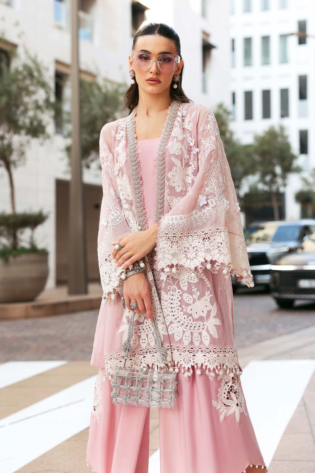 3 Piece Unstitched Embroidered Lawn Karandi Suit