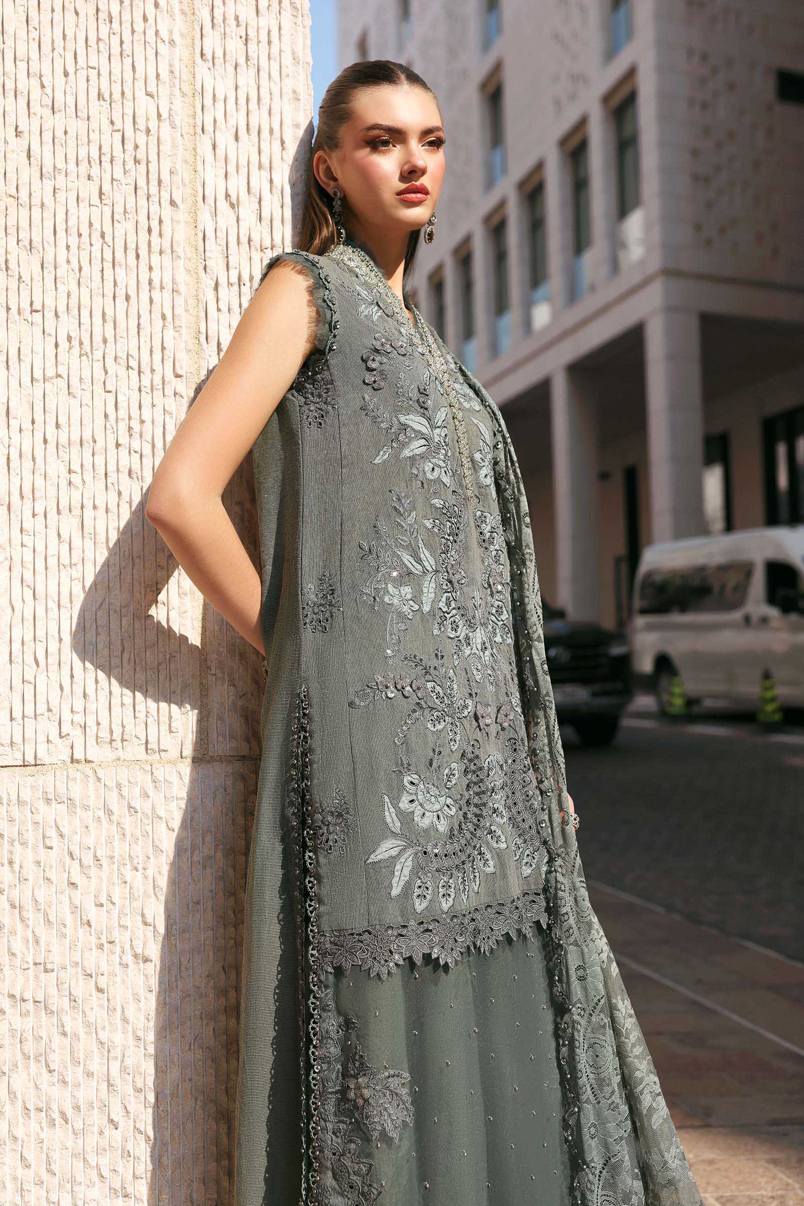 Maria B – D-2603-B Style