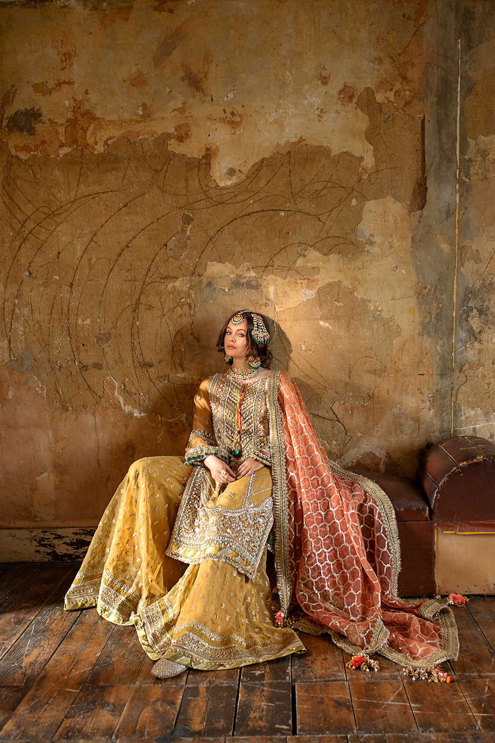 Design 05 Nayab Festive Collection '22 Unstitched