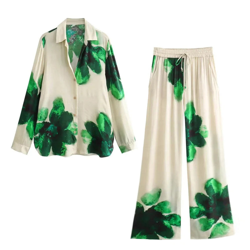 D7 - Off White