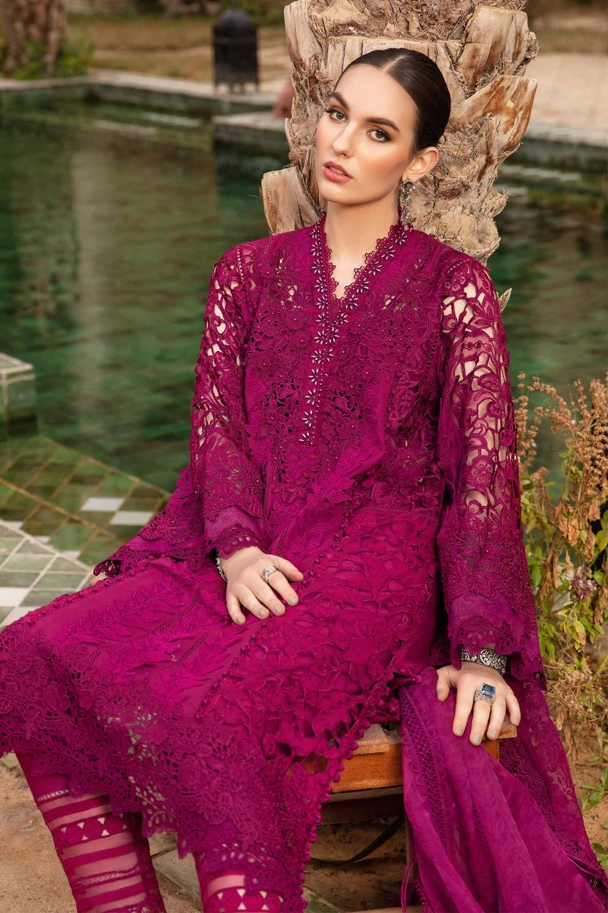 Maria B – D-2409-B Style