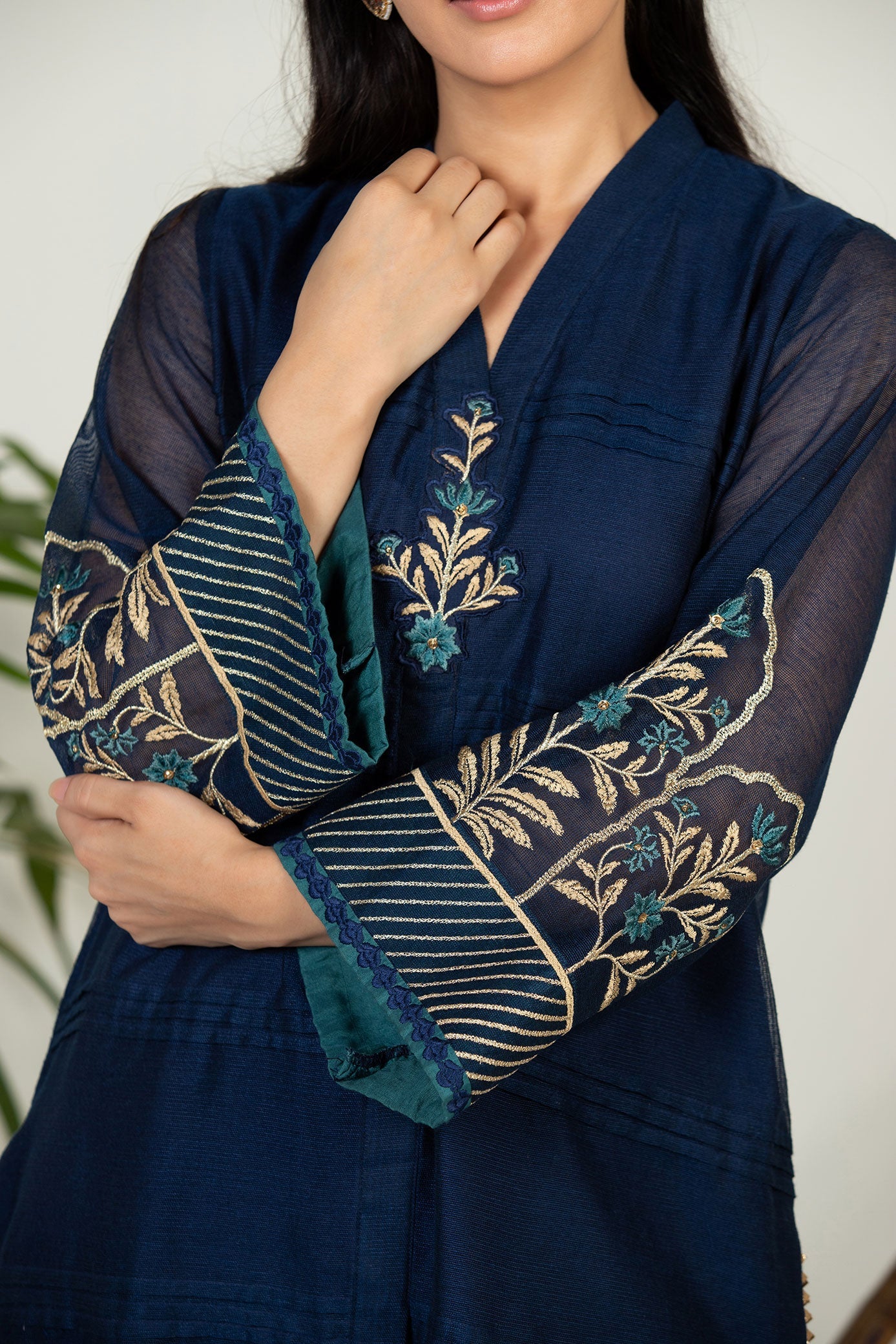 https://cdn.shopify.com/s/files/1/0587/3080/7460/products/DA-1479_1.jpg?v=1736415525