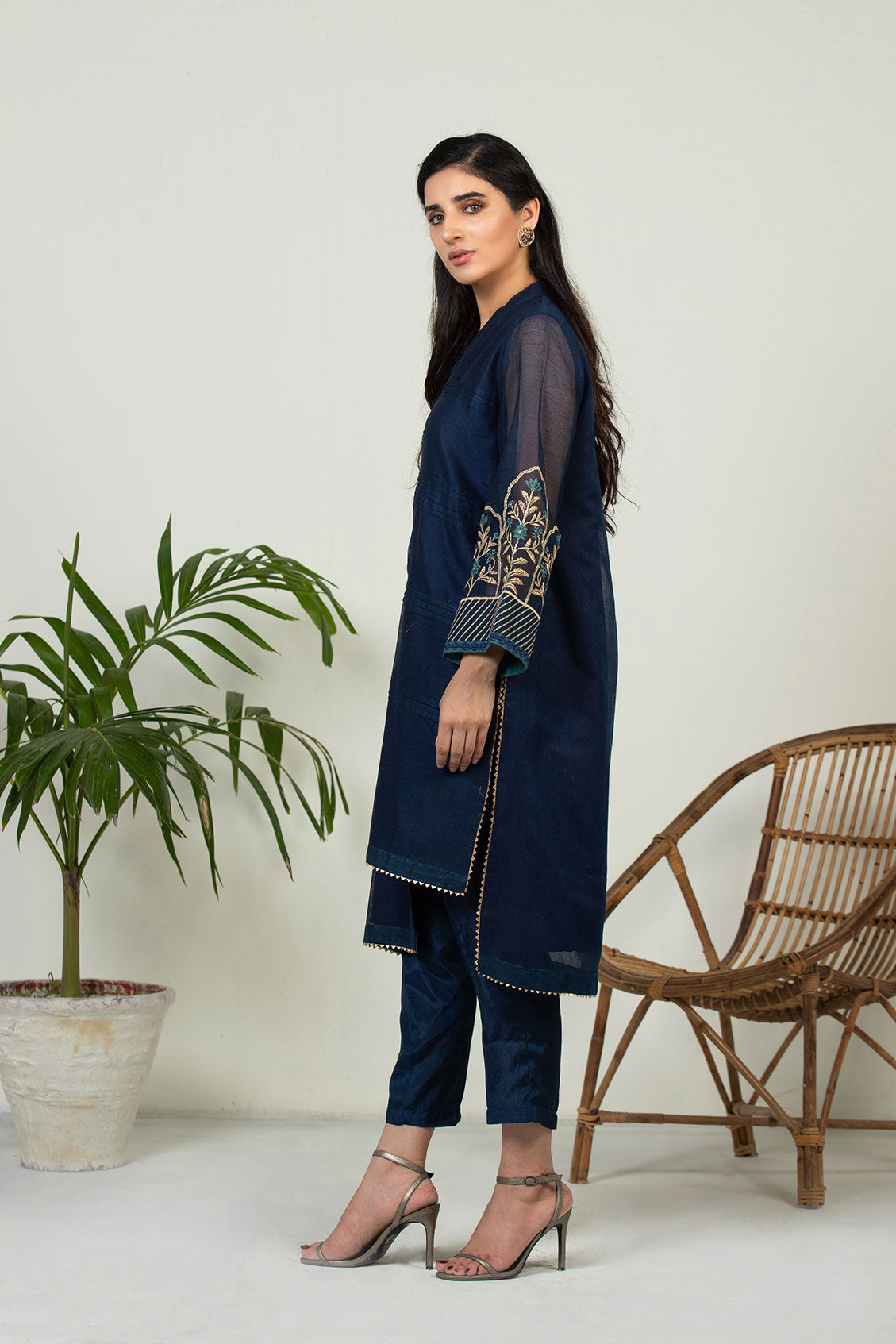 https://cdn.shopify.com/s/files/1/0587/3080/7460/products/DA-1479_3.jpg?v=1736415525
