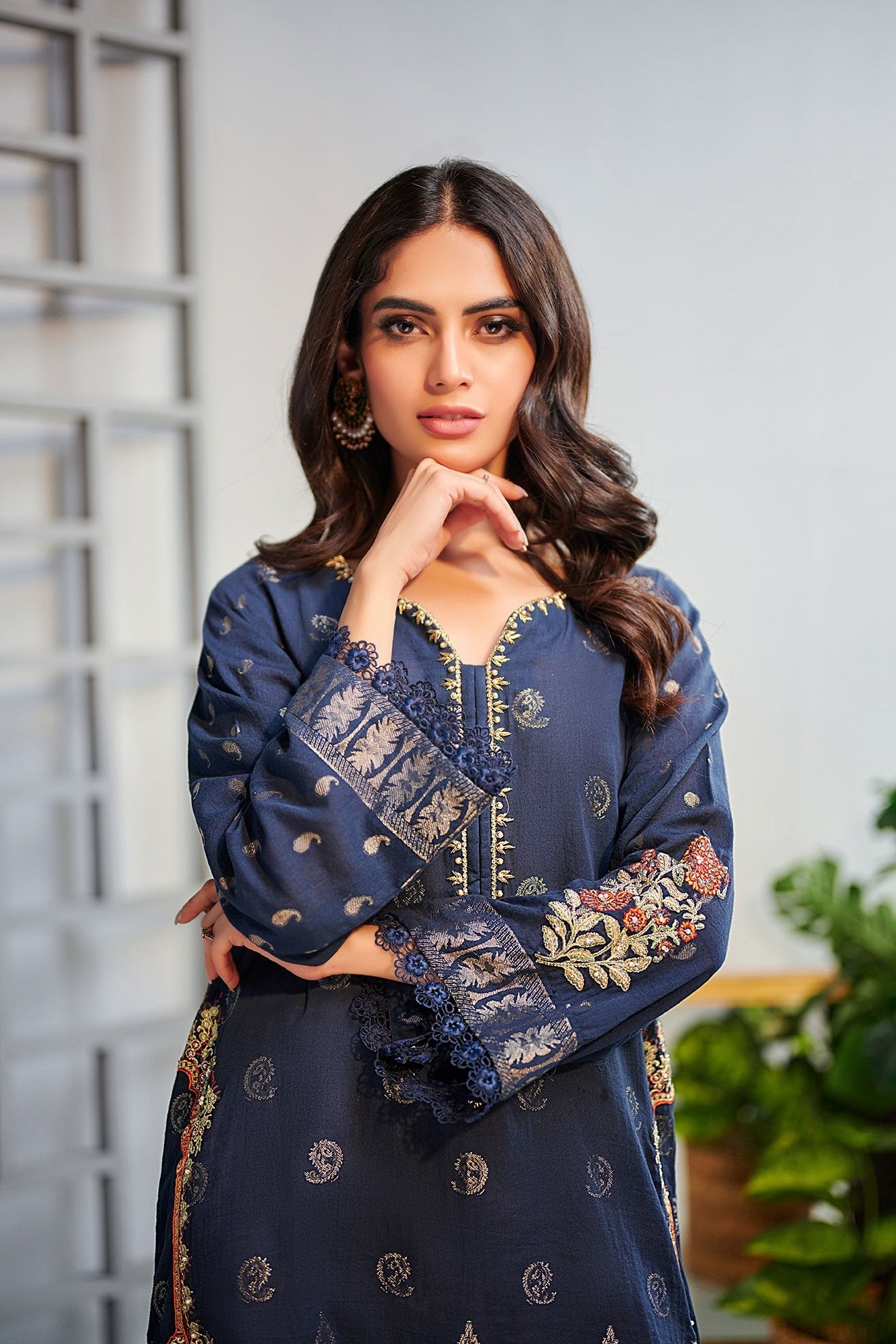 Da-1524 Blue Embroidered Kurta