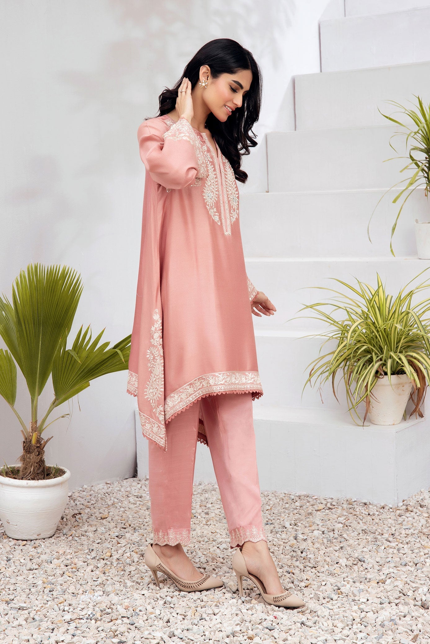 Da-1529 T-Pink Embroidered Kurta