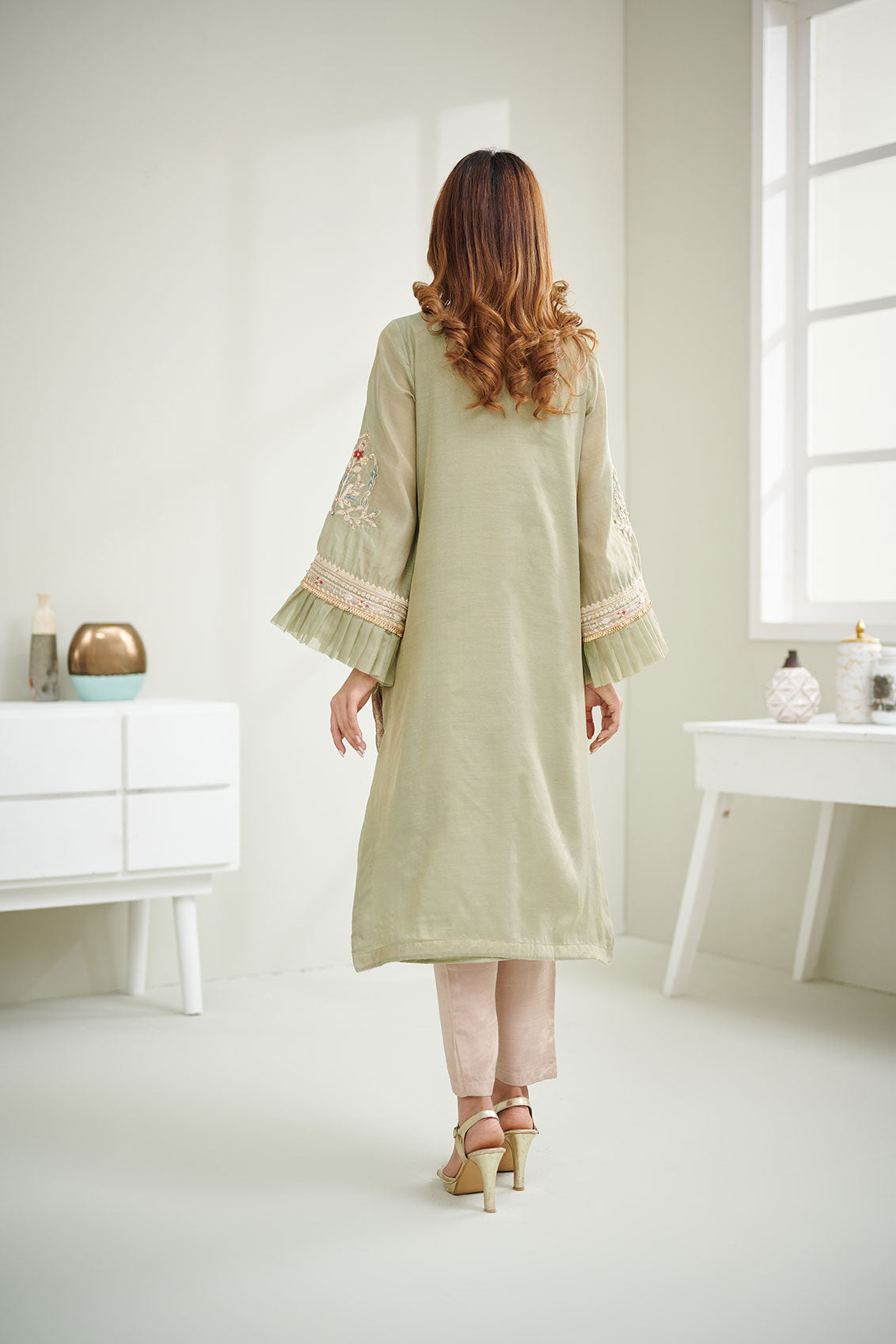 Da-1593 Green Embroidered Kurta