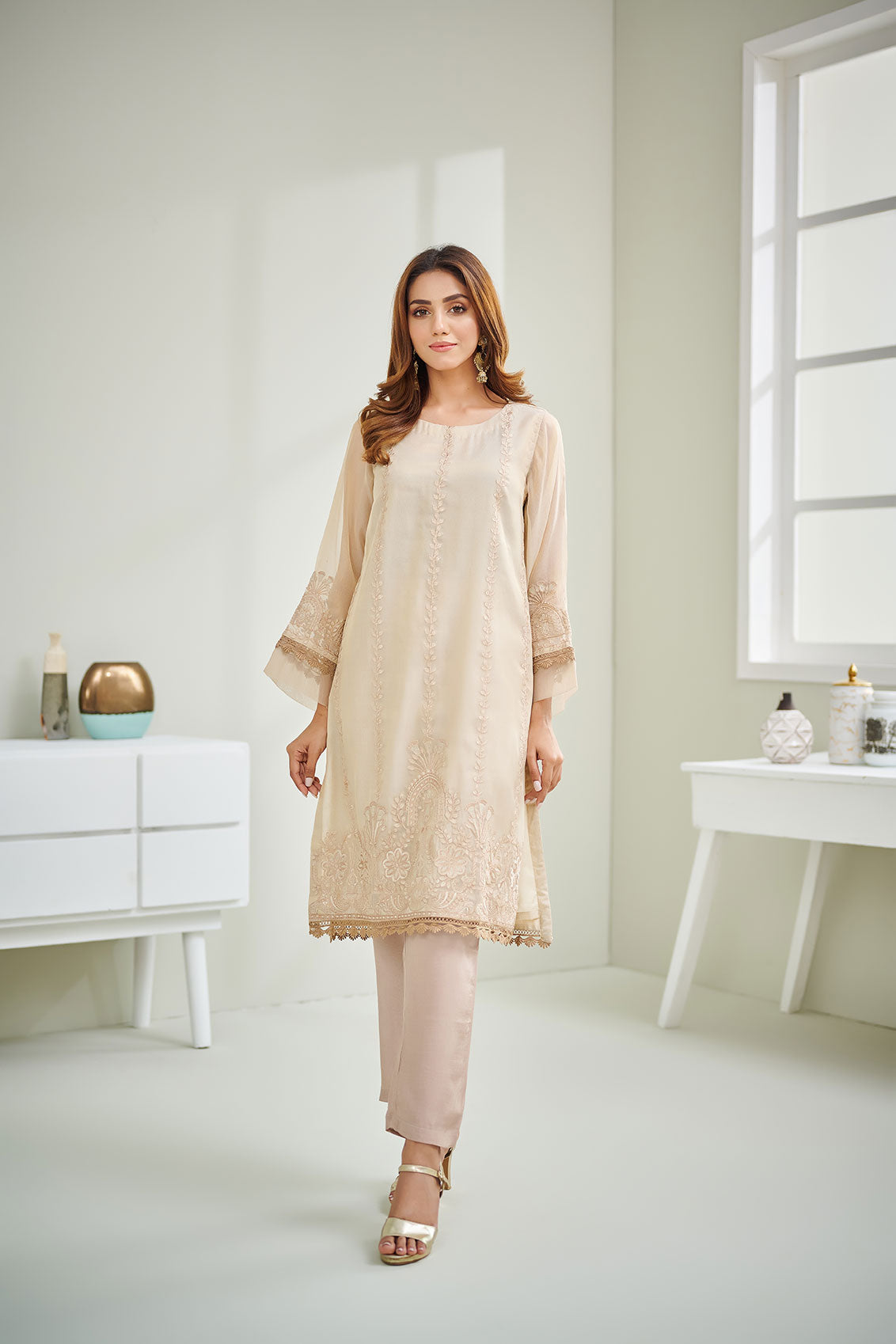 https://cdn.shopify.com/s/files/1/0587/3080/7460/products/DA-1595_2.jpg?v=1736415535