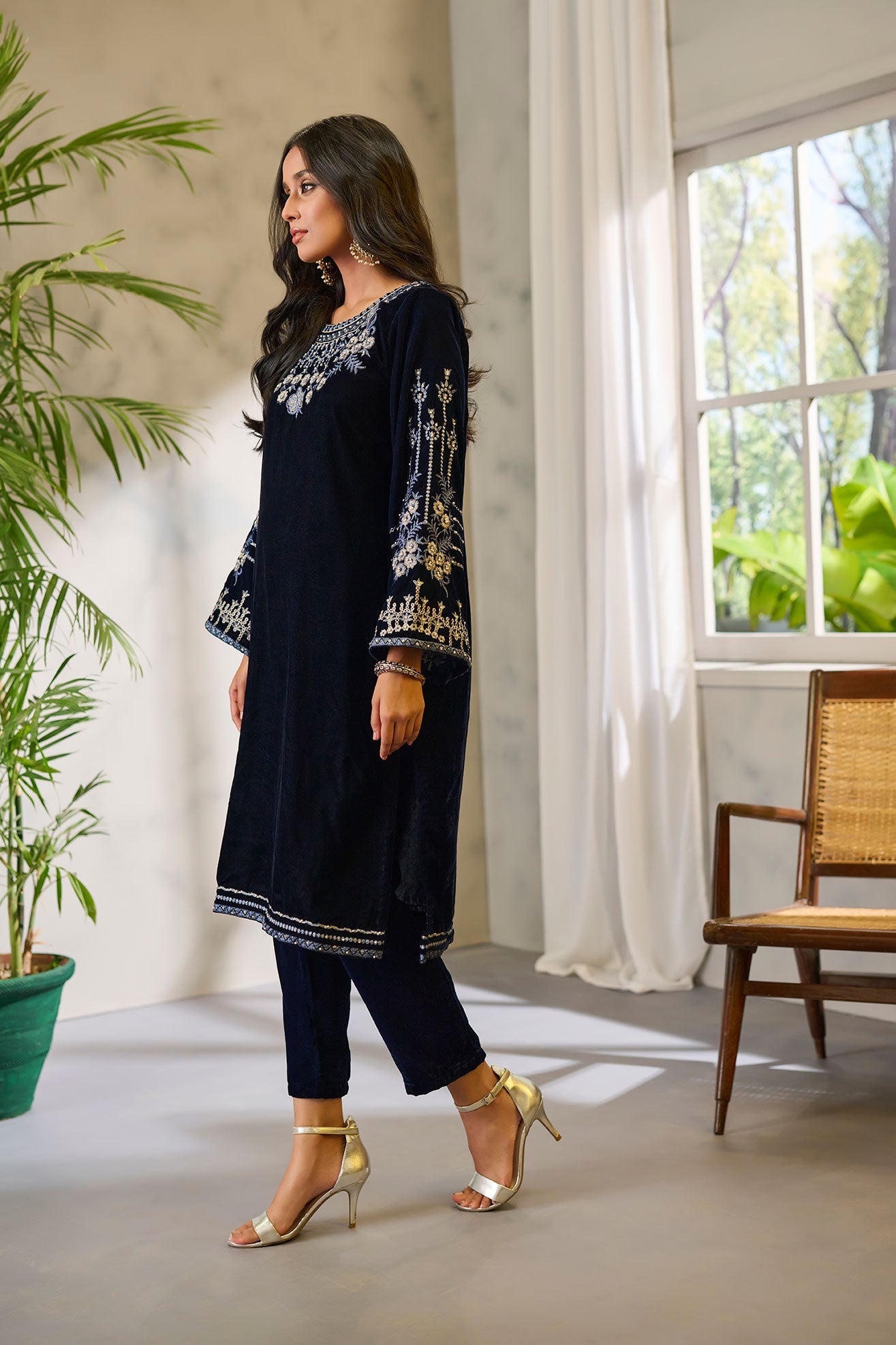 https://cdn.shopify.com/s/files/1/0587/3080/7460/products/DA-1676_3.jpg?v=1736415283