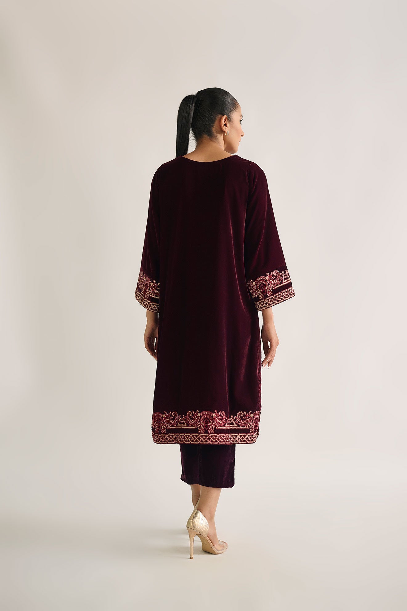 https://cdn.shopify.com/s/files/1/0587/3080/7460/products/DA-1683_1.jpg?v=1736415162