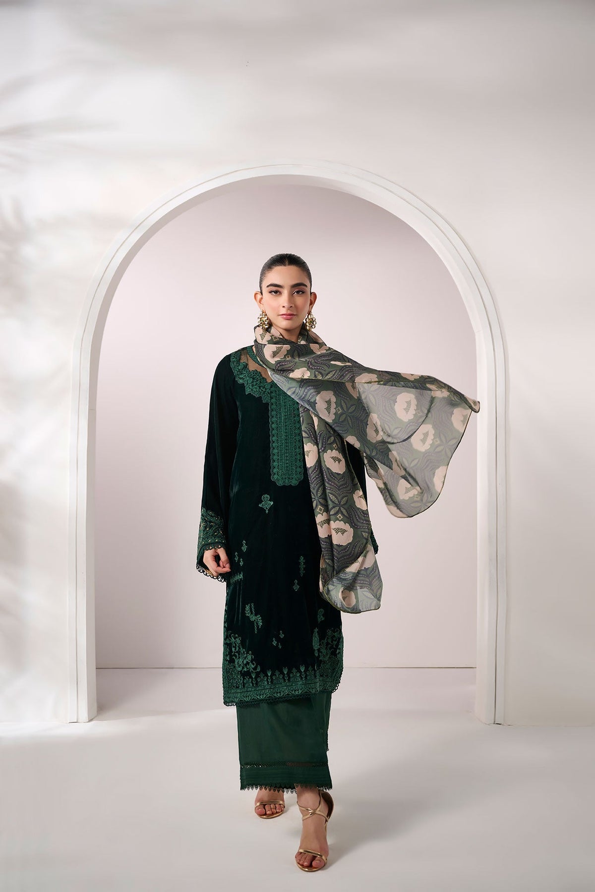 Dhanak.com.pk ,Eid Sale 25` , Azadi Sale , Blessedfriday 25`