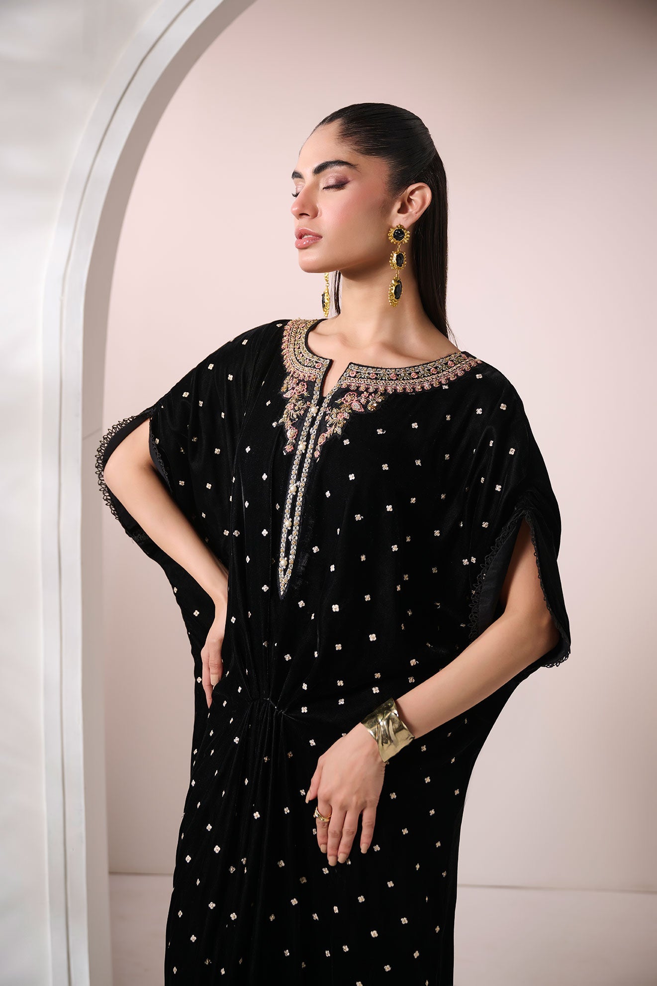 https://cdn.shopify.com/s/files/1/0587/3080/7460/files/DA-1897-_1.jpg?v=1736413691