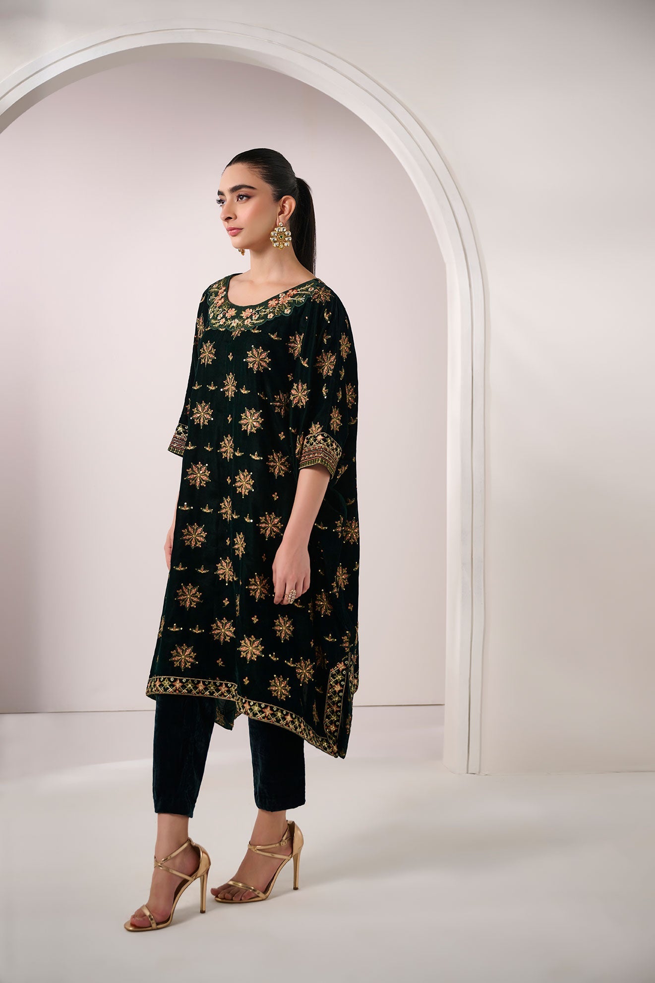https://cdn.shopify.com/s/files/1/0587/3080/7460/files/DA-1898-_3.jpg?v=1736413695