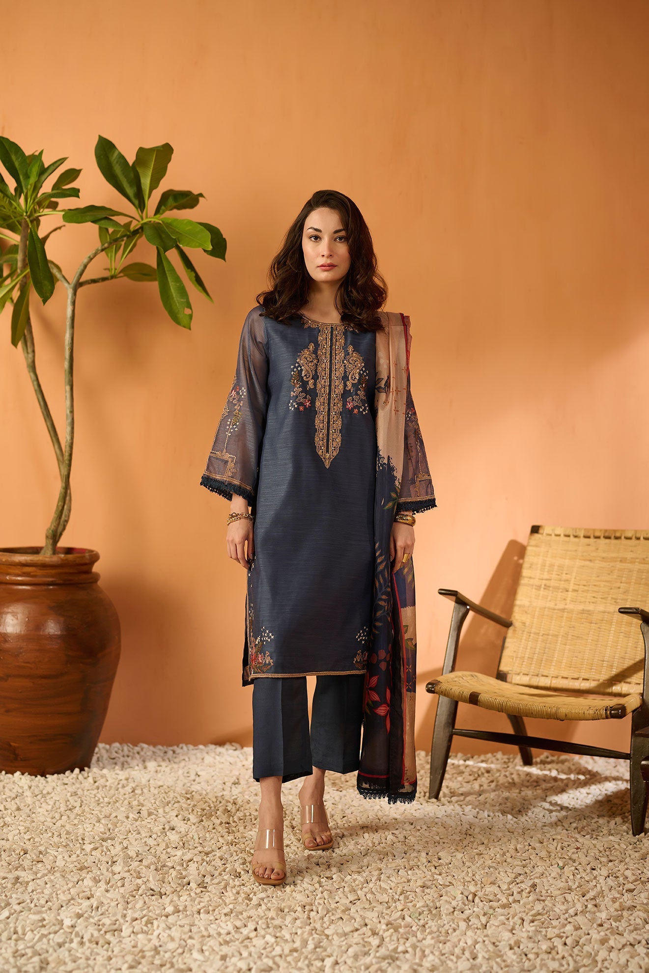 Da-2063 Navy Blue Embroidered Kurta With Dupatta