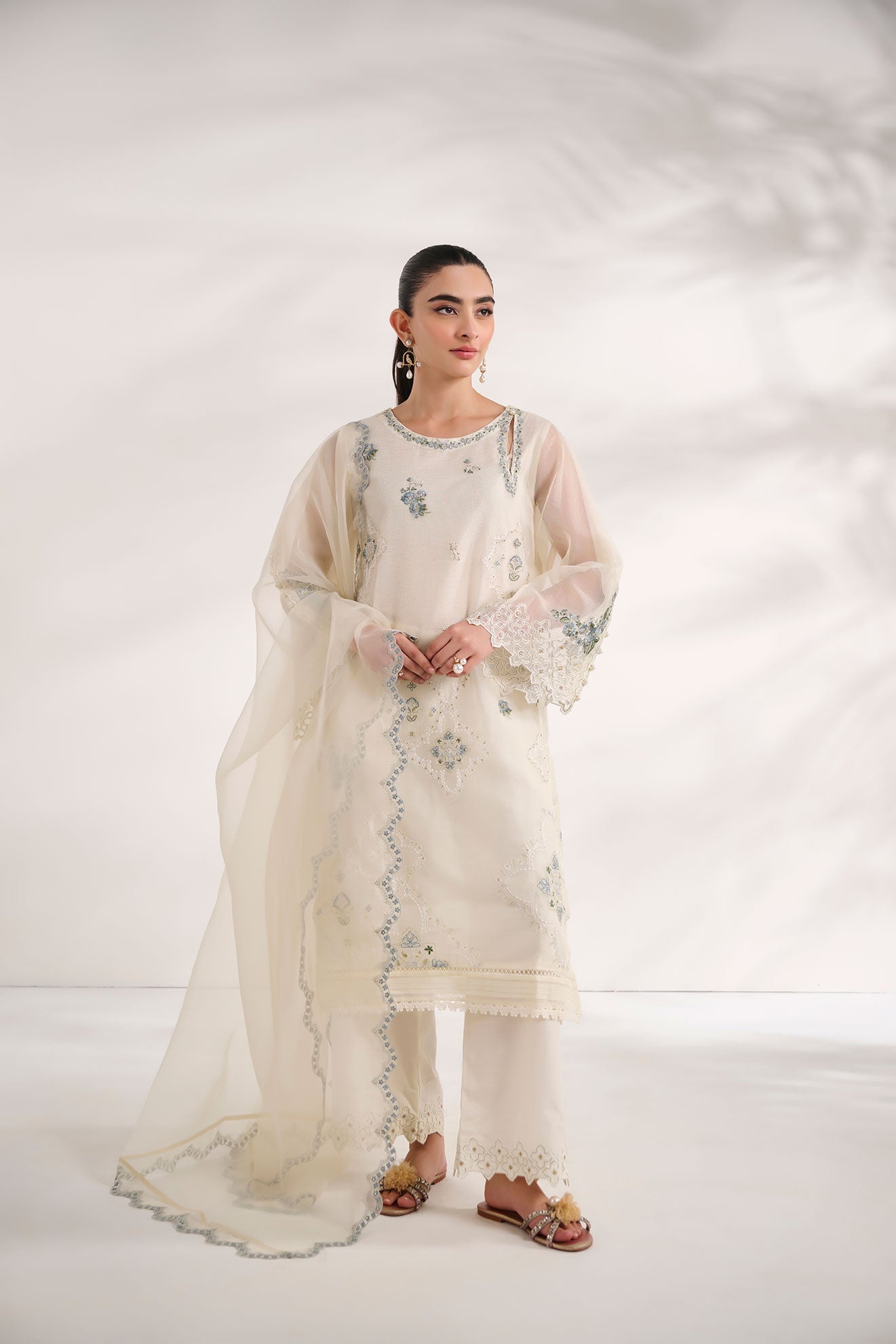 Ss24Dd-2462 Off-White Dupatta