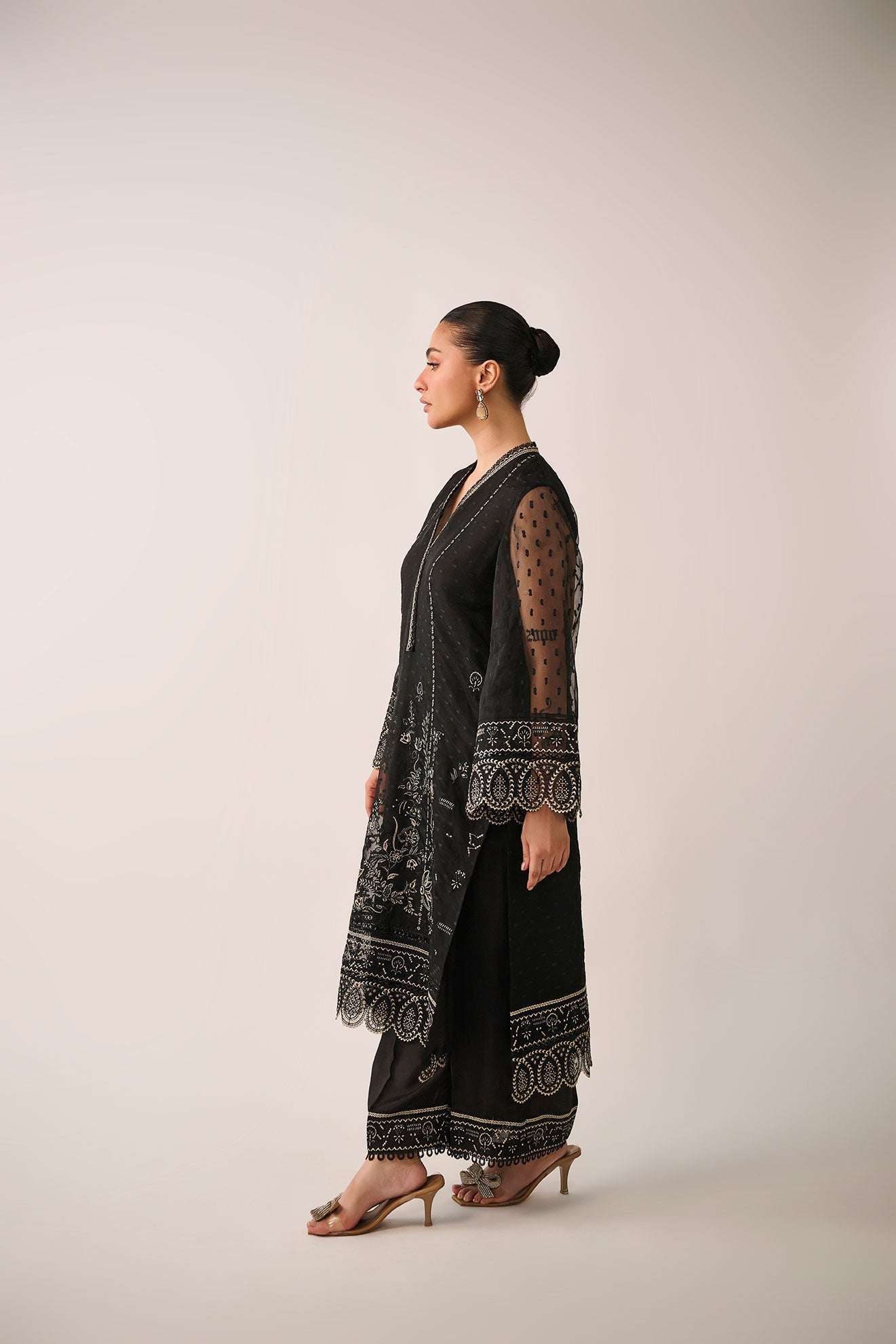 https://cdn.shopify.com/s/files/1/0587/3080/7460/files/DA-2483_6.jpg?v=1736413832