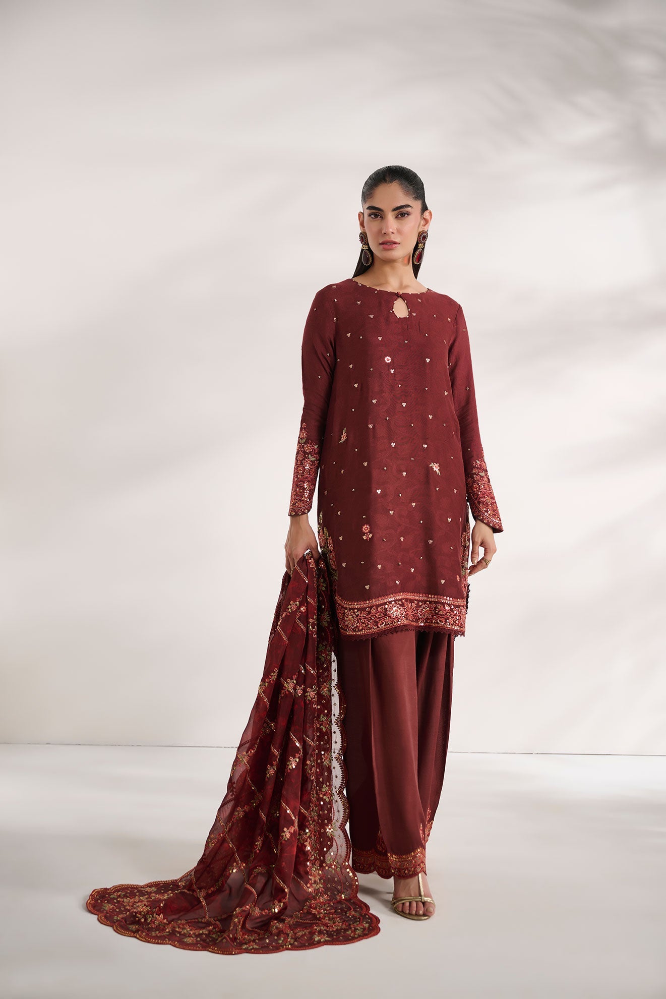 SS25DA-2593 BROWN  2PCS EMBROIDERED KURTA WITH TROUSER