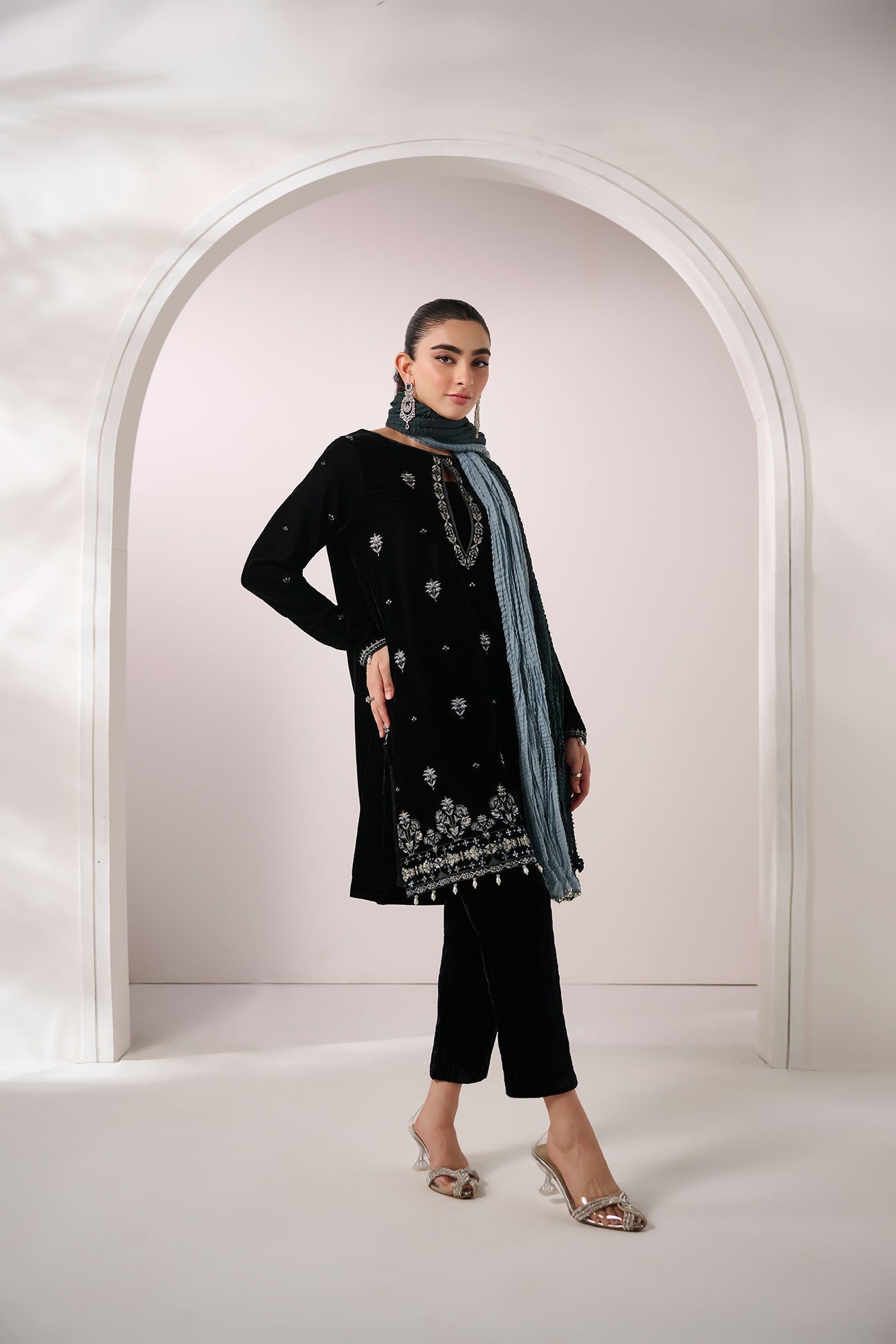 https://cdn.shopify.com/s/files/1/0587/3080/7460/files/DA-2605_7.jpg?v=1736413862