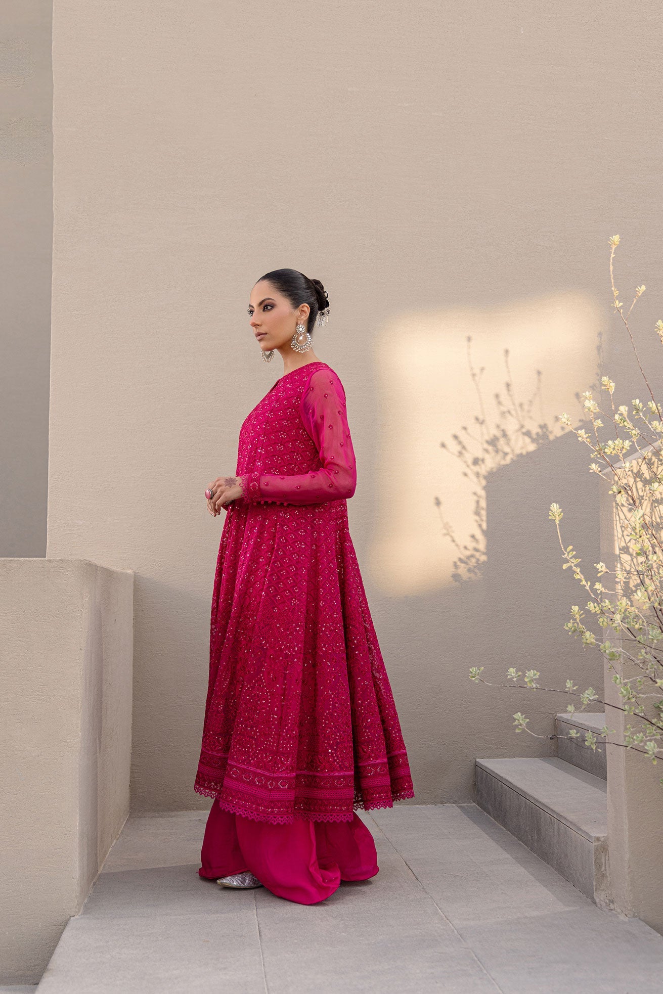 Reyah: Fw24Da-2653 Dark Pink 2Pcs Embroidered Kurta With Trouser