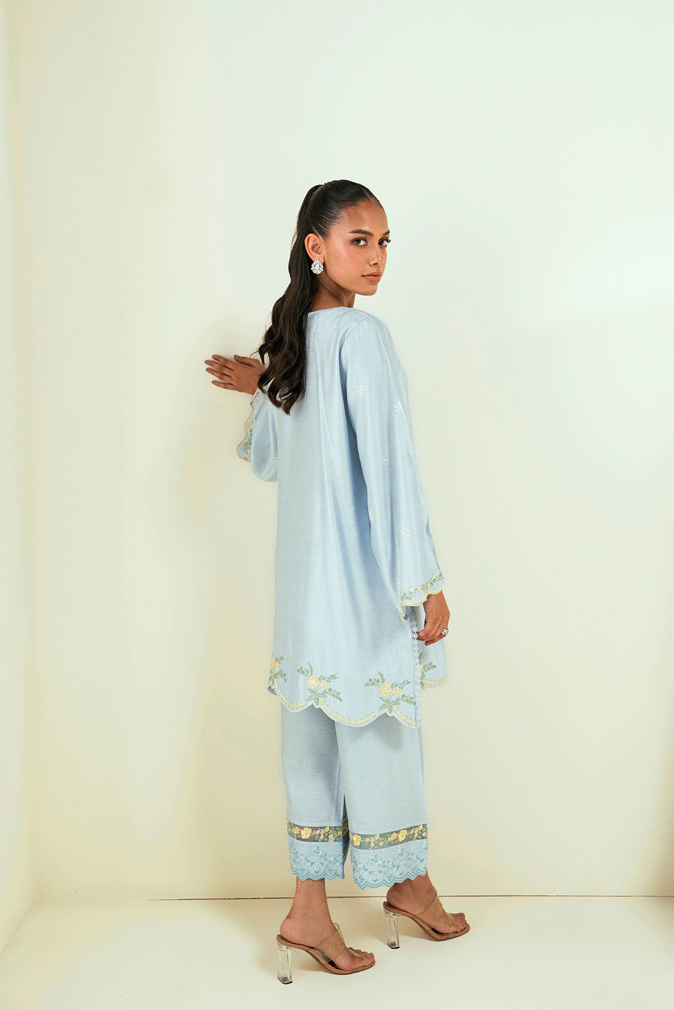 SS25DA-2731 SKY BLUE  1PCS EMBROIDERED KURTA