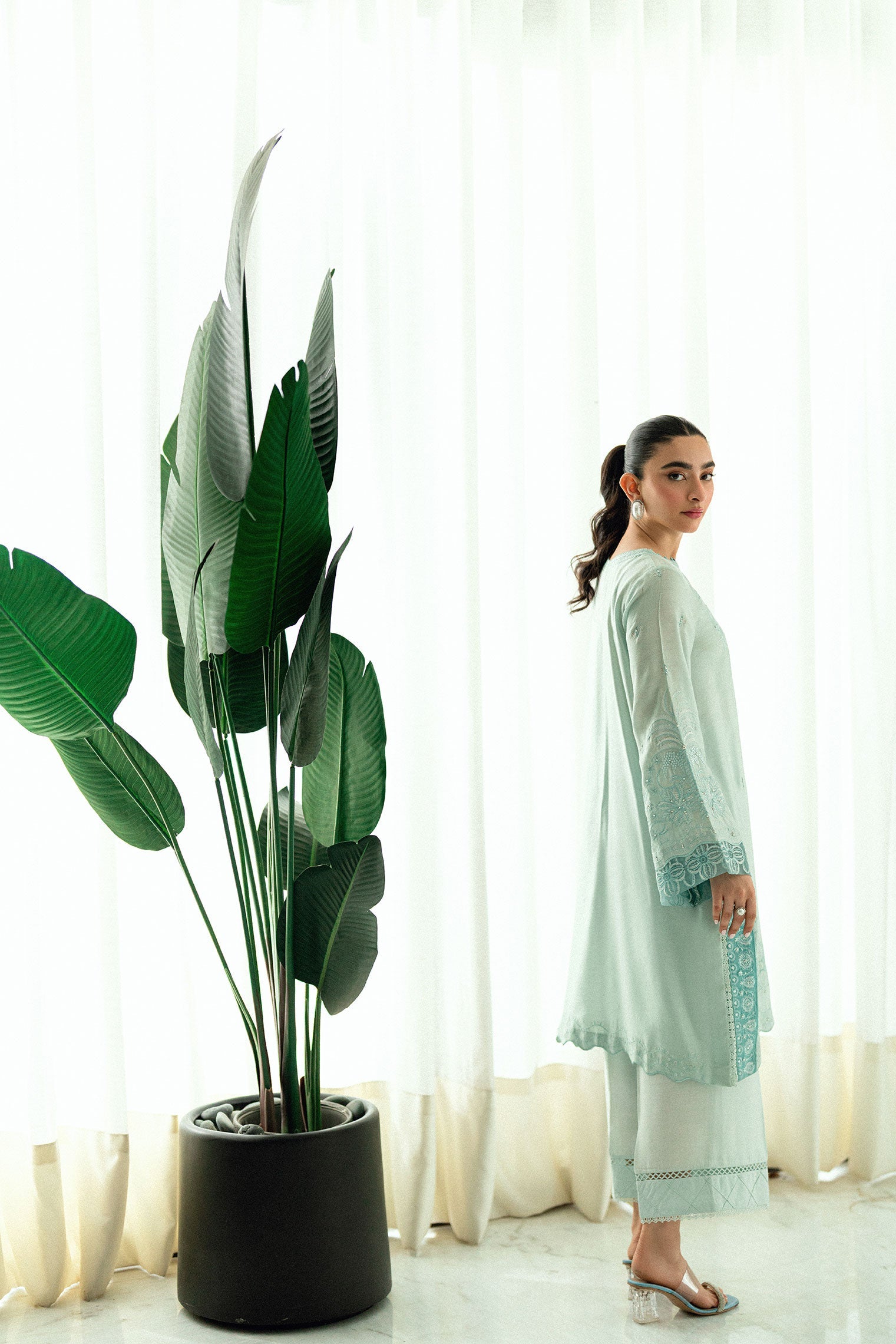 SS25DA-2747 MINT GREEN  2PCS EMBROIDERED KURTA WITH TROUSER