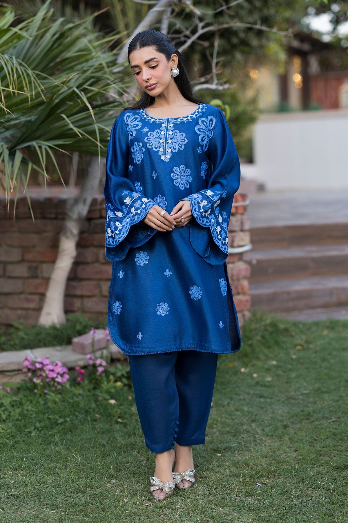 SS25DA-2776   BLUE  2PCS  EMBROIDERED KURTA WITH TROUSER