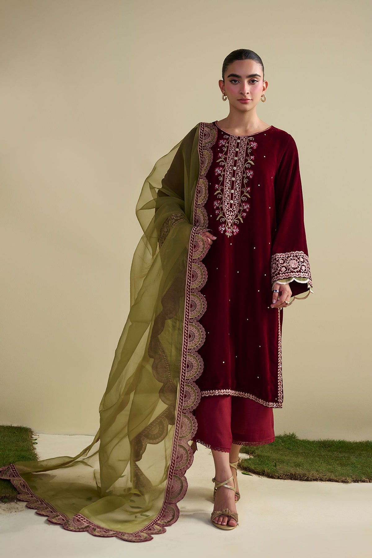 FW25DD-2824  OLIVE GREEN  EMBROIDERED  DUPATTA