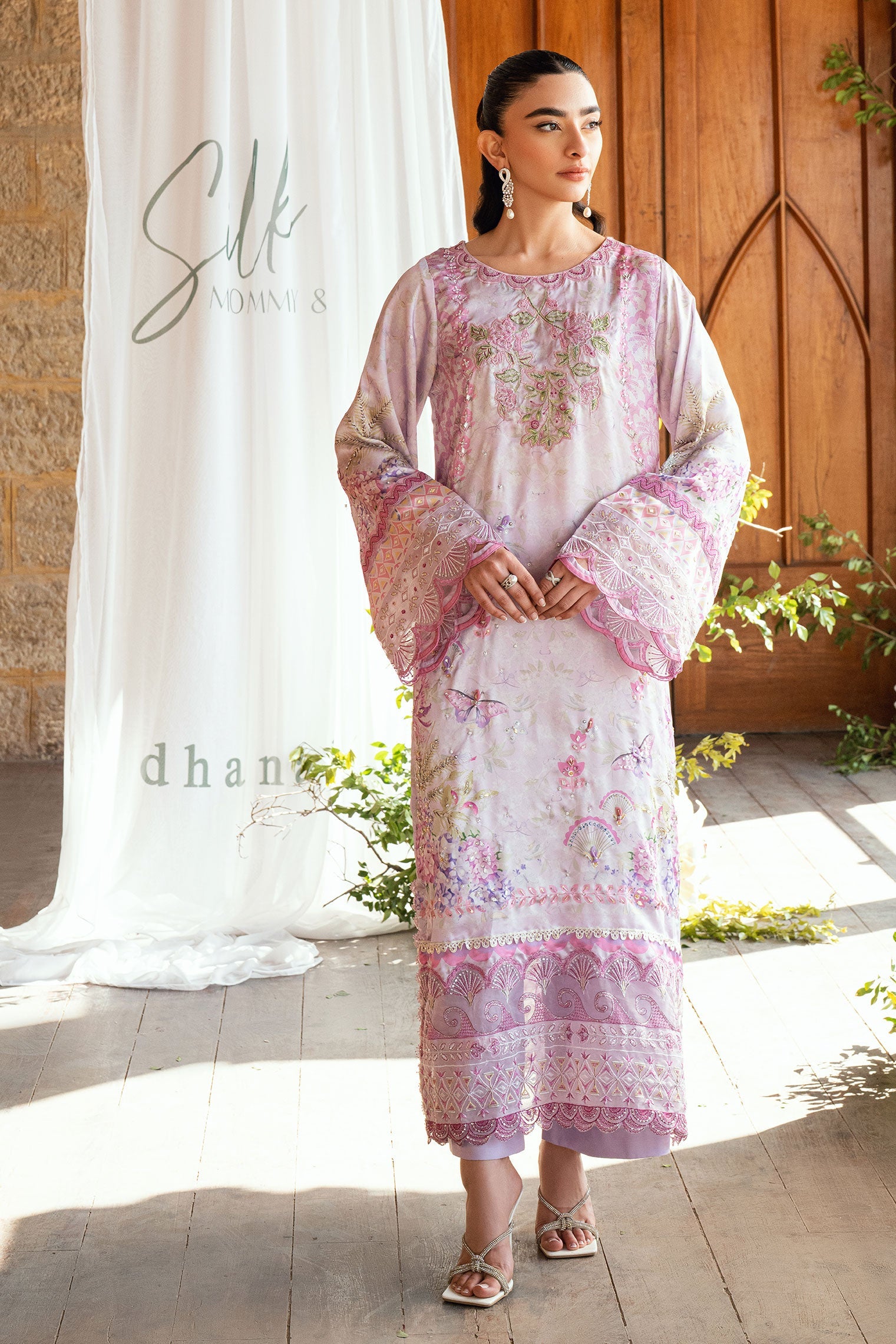 SS26DA-2896 LILAC 2PCS HAND EMBELLISHED KURTA WITH TROUSER