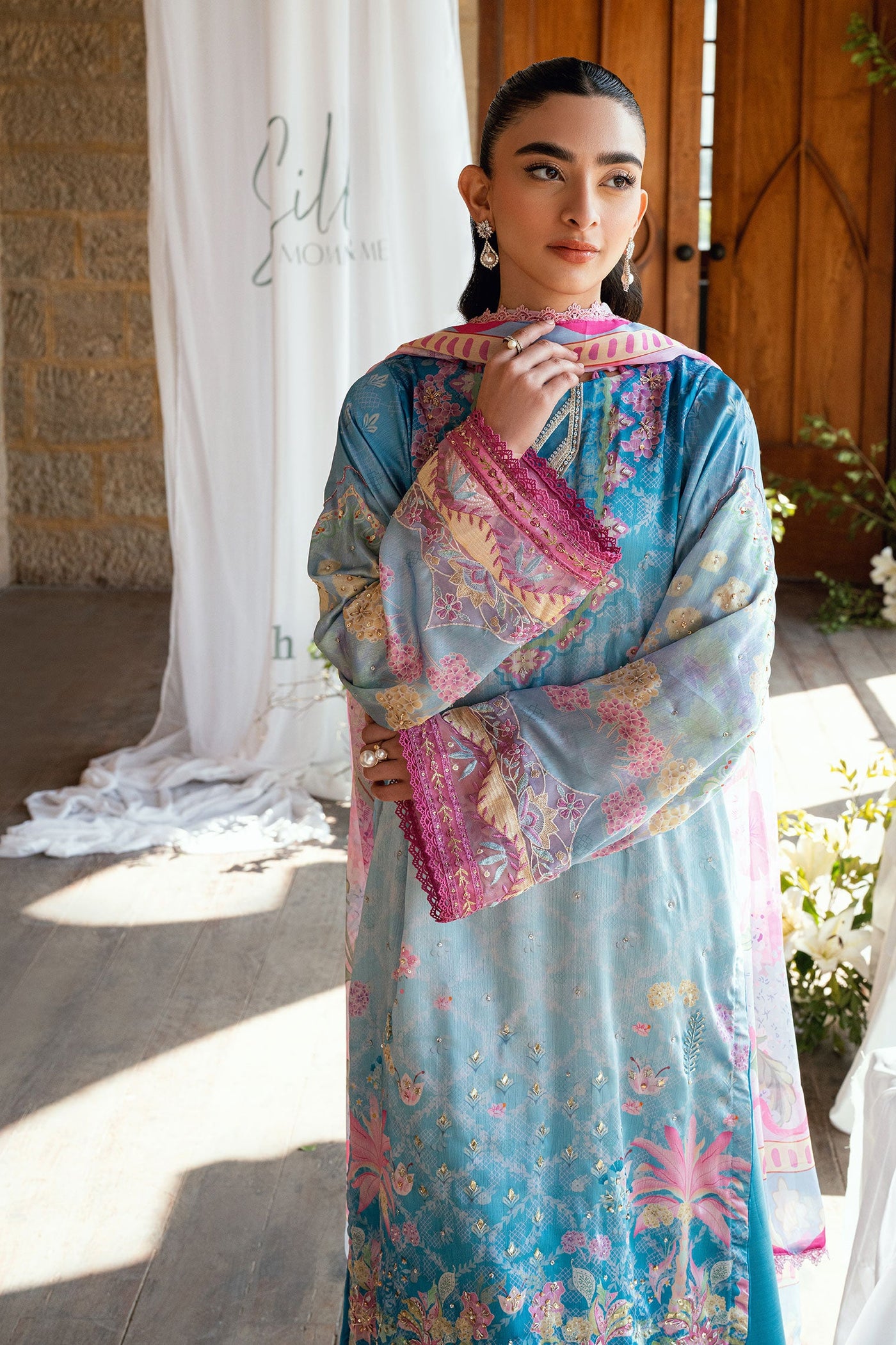 Ss26Da-2898 Blue 2Pcs Hand Embellished Kurta With Trouser