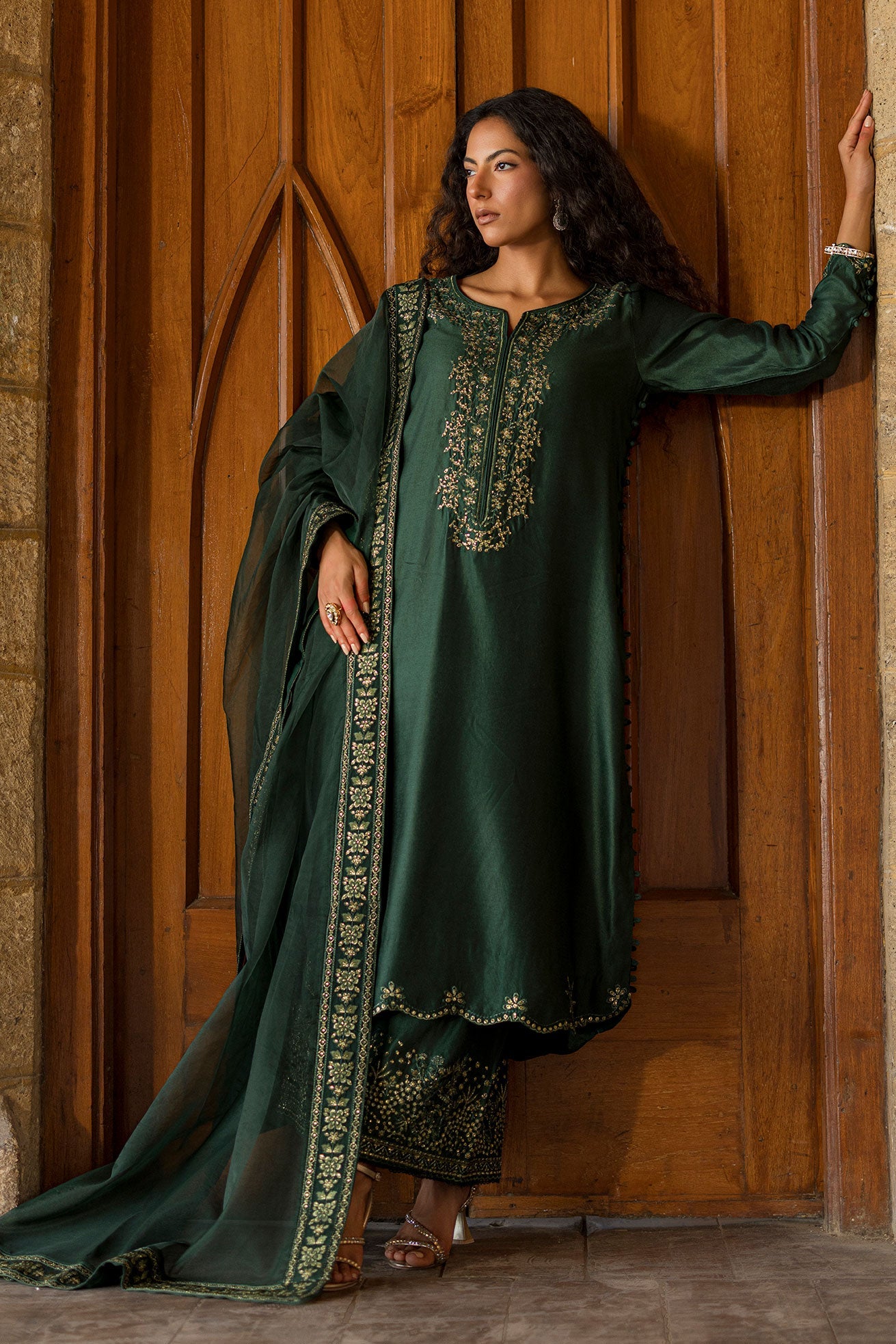 SS26DA-2922 GREEN 2PCS  EMBROIDERED KURTA WITH TROUSER