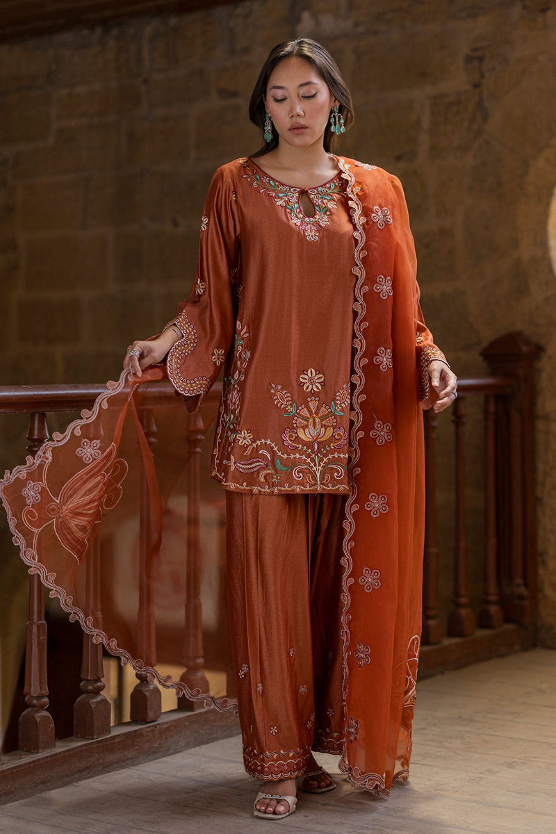 SS26DA-2927 RUST 2PCS EMBROIDERED KURTA WITH TROUSER