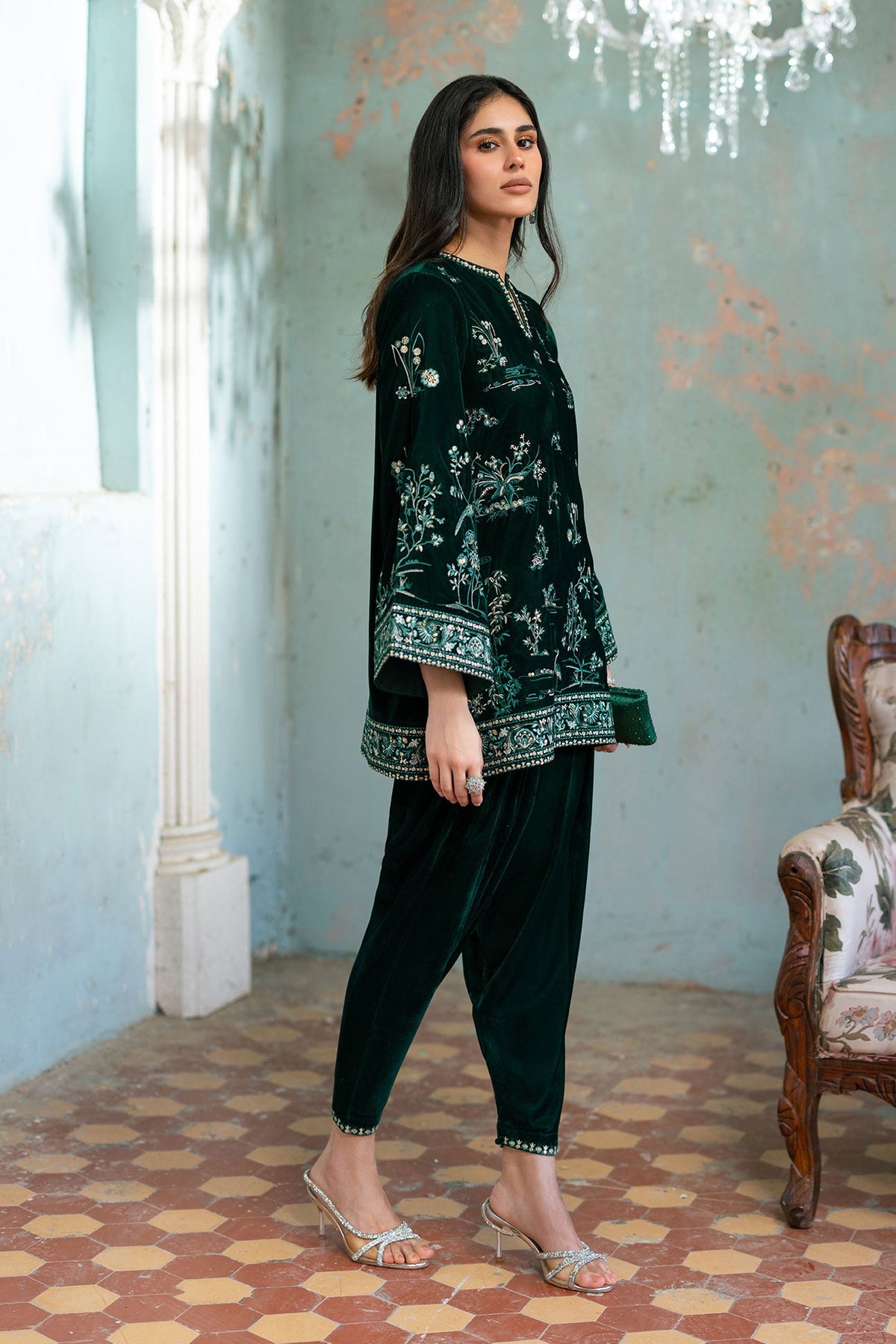 FW26DA-3023 GREEN 2PCS  EMBROIDERED KURTA WITH TROUSER