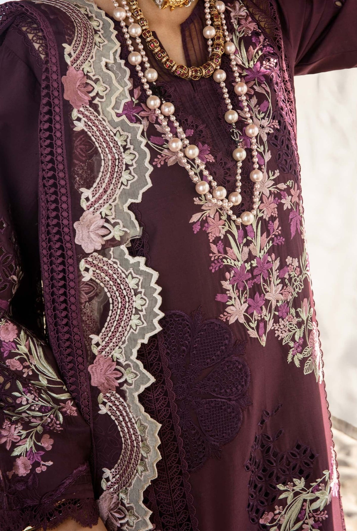 Saira Shakira Luxury Lawn Embroidered 3 Piece Unstitched - DAHLIA-B