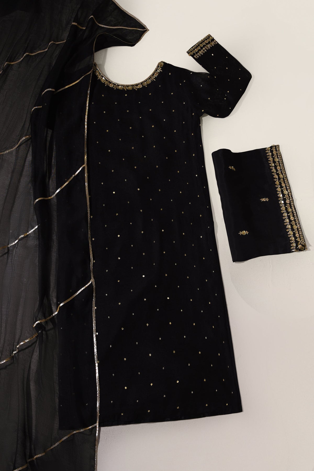 Tisele Black ( Long )