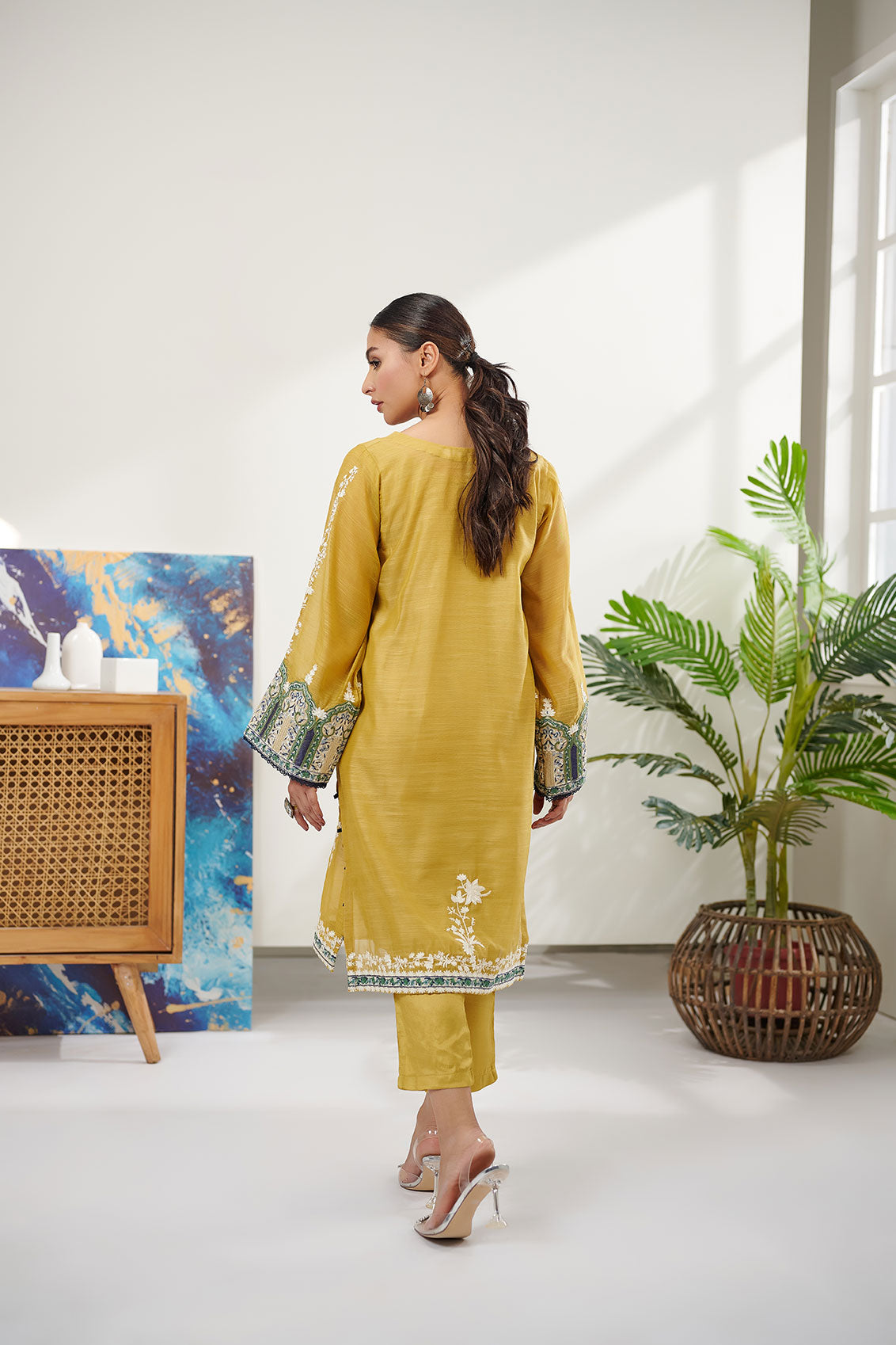 Dc-0411 Green 2Pcs Embroidered Kurta With Trouser