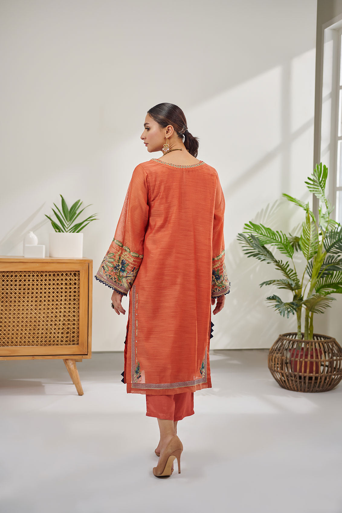 Pants as shown