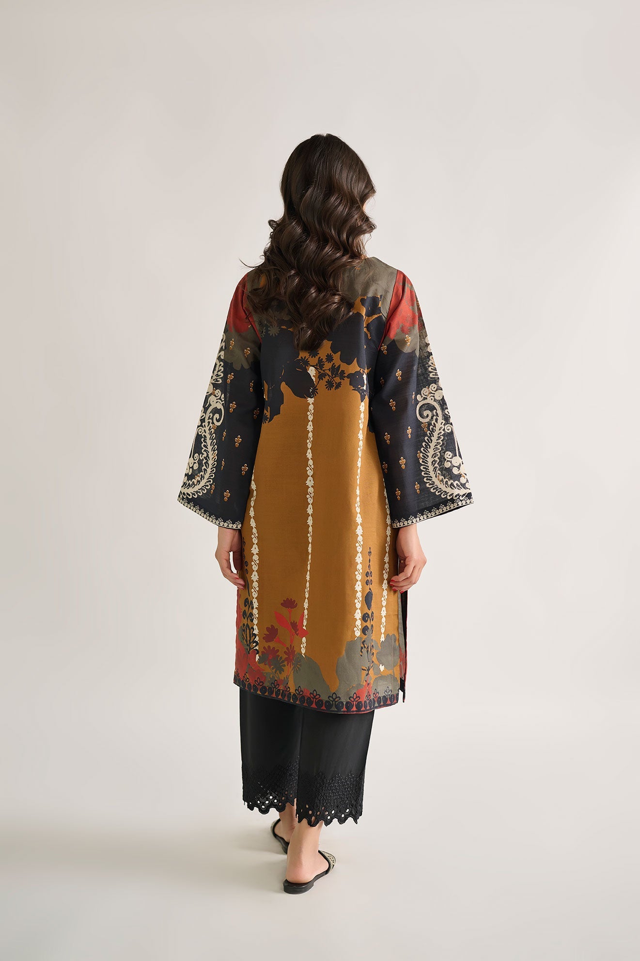 https://cdn.shopify.com/s/files/1/0587/3080/7460/products/DC-0447_1.jpg?v=1736415184