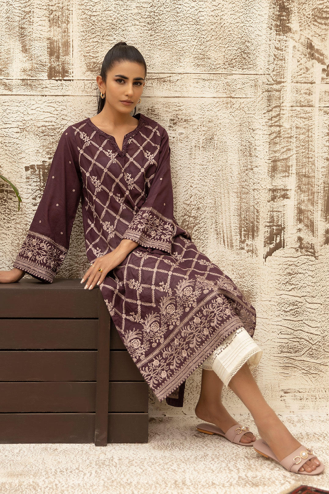 https://cdn.shopify.com/s/files/1/0587/3080/7460/products/DC-0472_2.jpg?v=1736415054