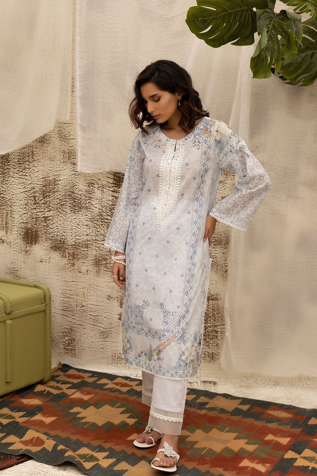 https://cdn.shopify.com/s/files/1/0587/3080/7460/products/DC-0482_2.jpg?v=1736415058