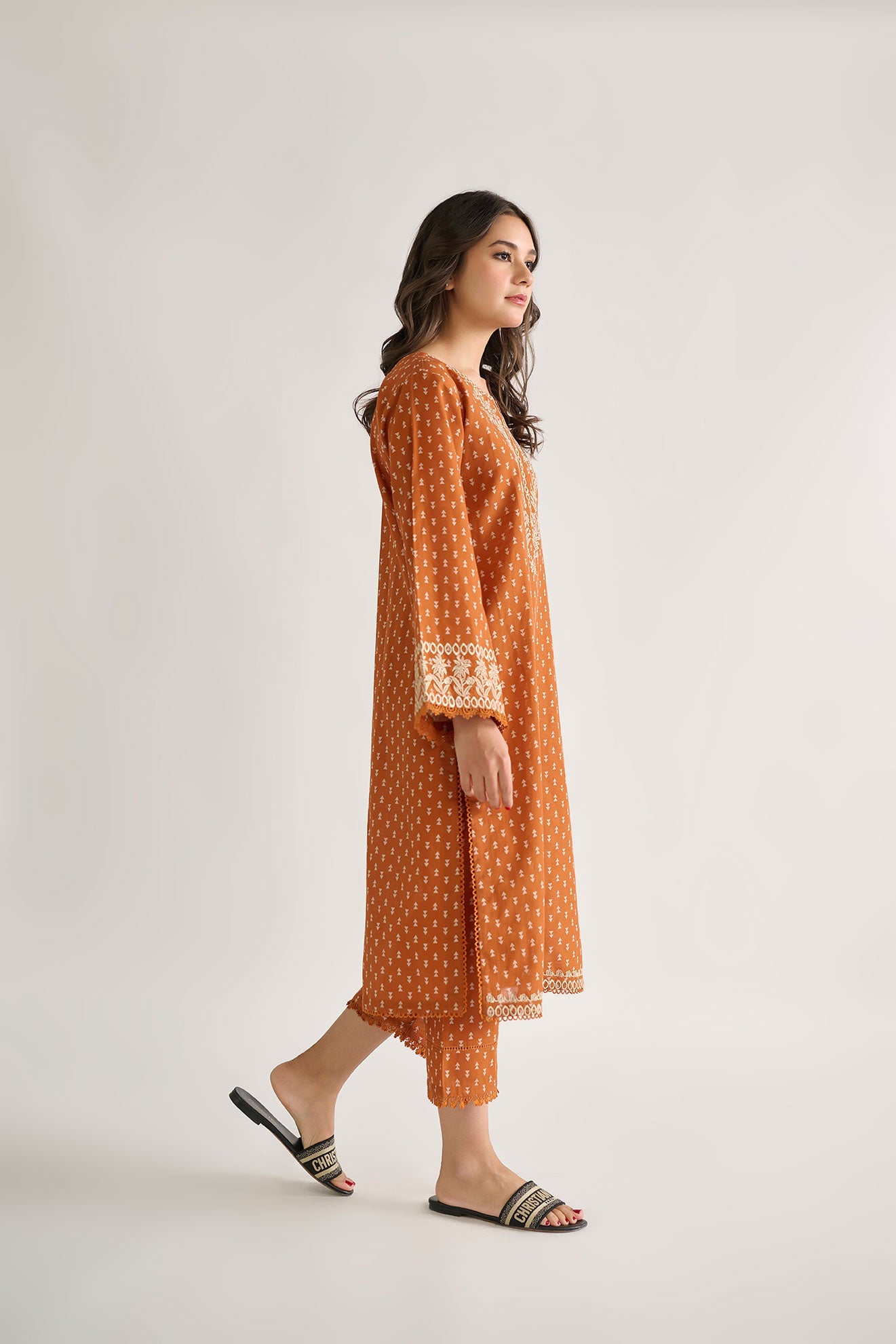 https://cdn.shopify.com/s/files/1/0587/3080/7460/products/DC-2113_3.jpg?v=1736415164