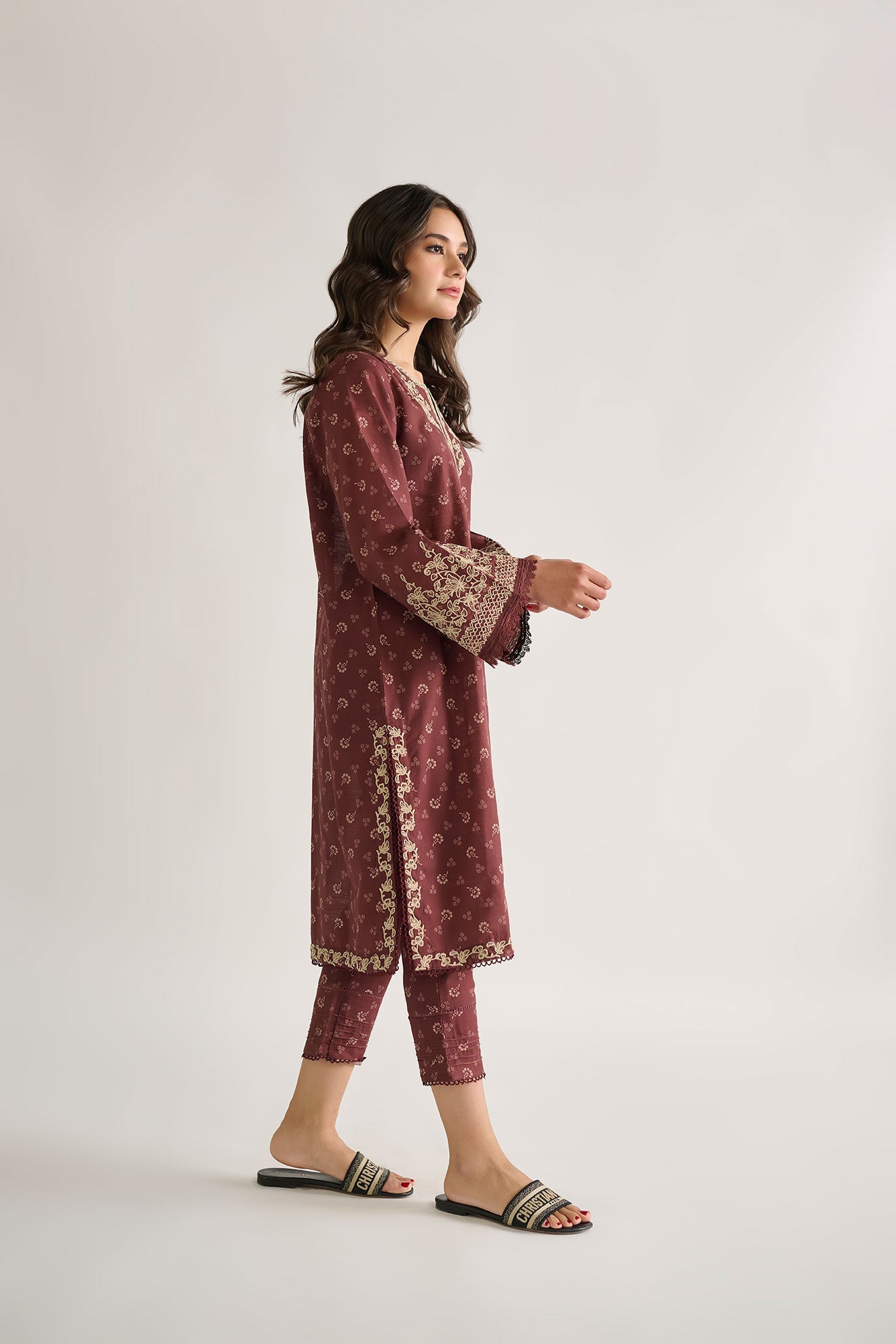 Dc-2118 Brown Khaddar 2Pcs Embroidered Kurta With Trouser