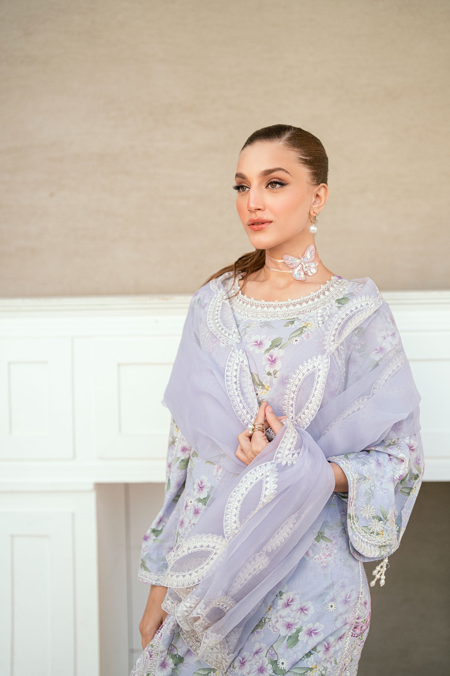 SS25DC-2543 LIGHT PURPLE LAWN 2PCS EMBROIDERED KURTA WITH TROUSER
