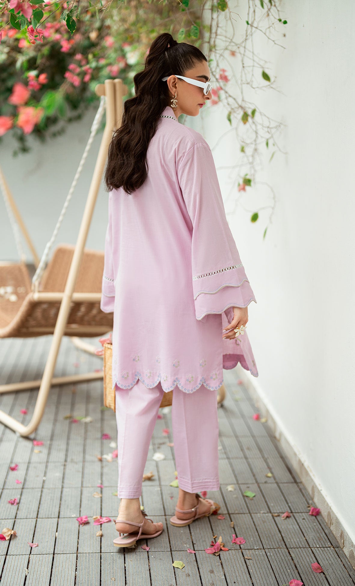 SS25DC-2568 LIGHT PURPLE 2PCS  EMBROIDERED KURTA WITH TROUSER