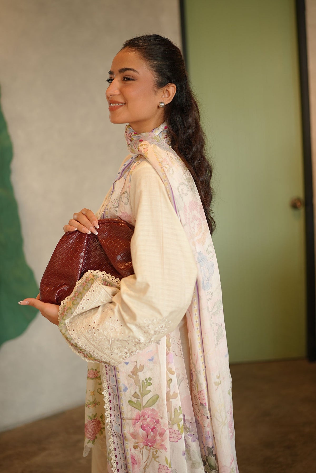 SS26DC-2587 - OFF WHITE - COTTON JACQUARD - 2PCS - EMBROIDERED KURTA WITH TROUSER