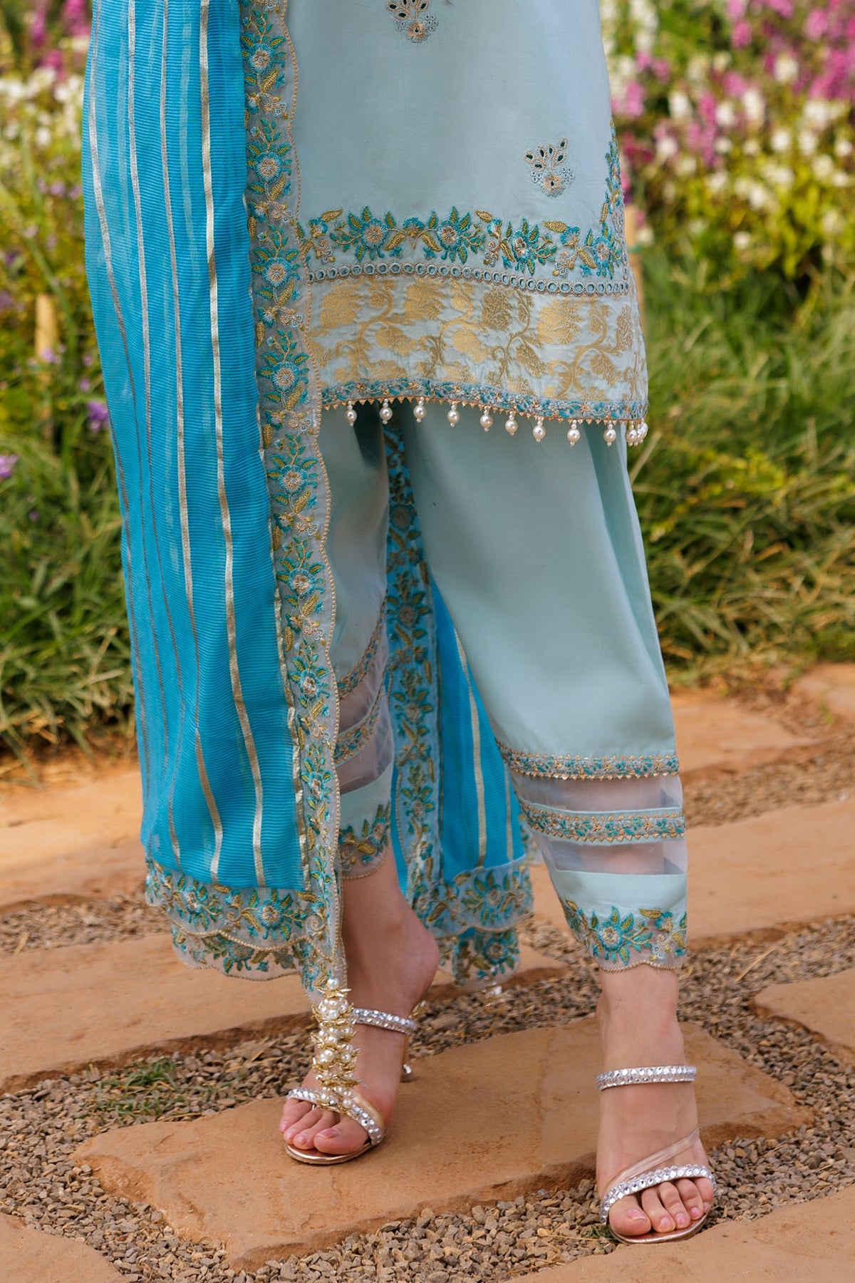 3-PC Unstitched Embroidered Lawn Collection CZ5-02