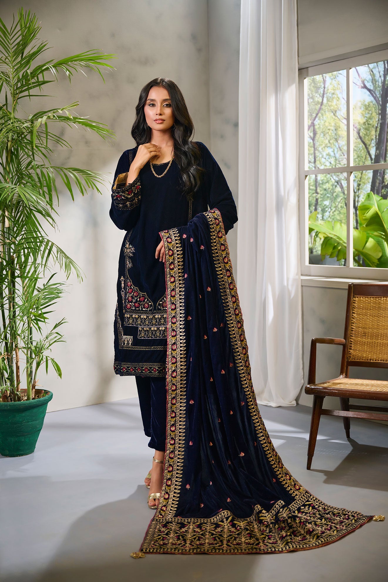 https://cdn.shopify.com/s/files/1/0587/3080/7460/products/DHANAK-VELVET-221957.jpg?v=1736415268