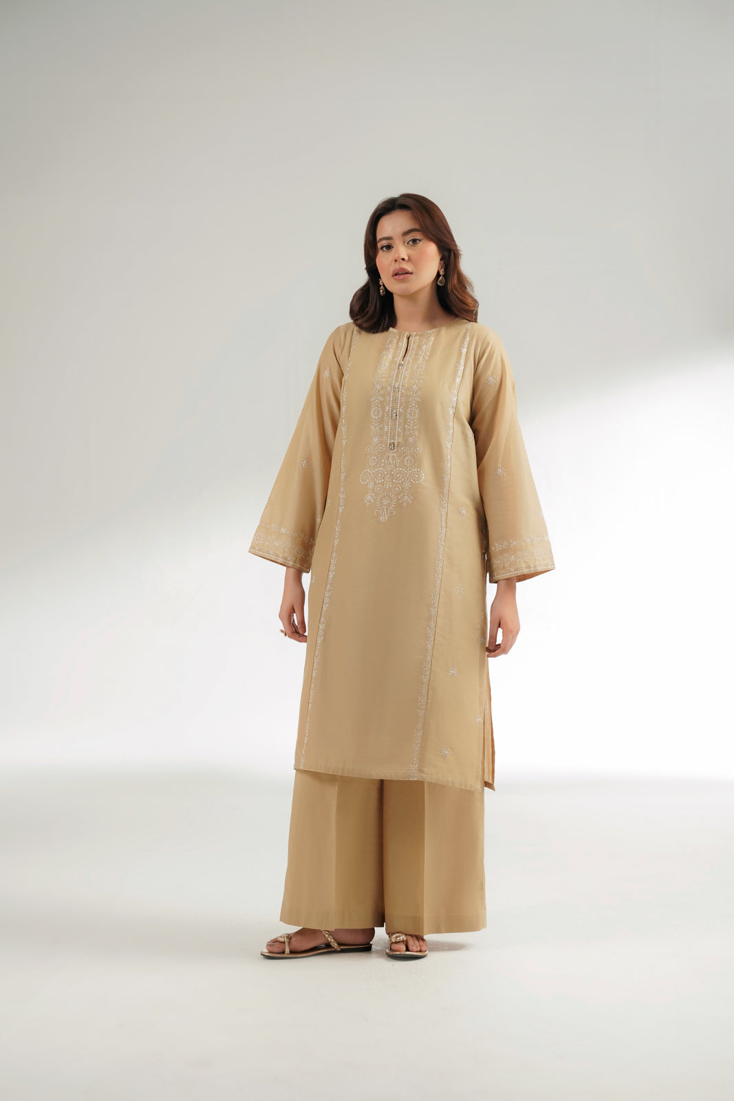 2 Piece Lawn Embroidered Suit (CS0571)