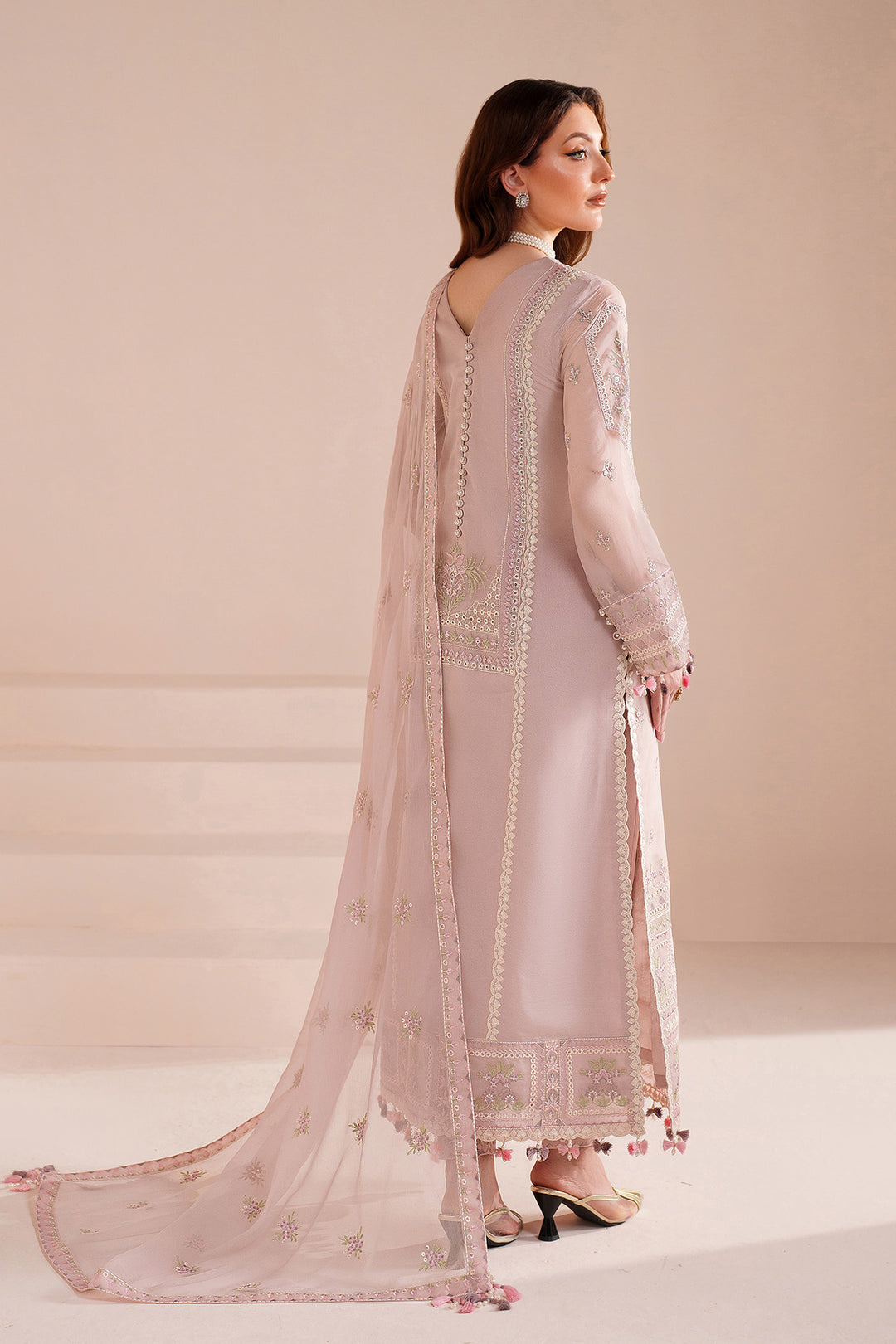 Alizeh – Elva Style